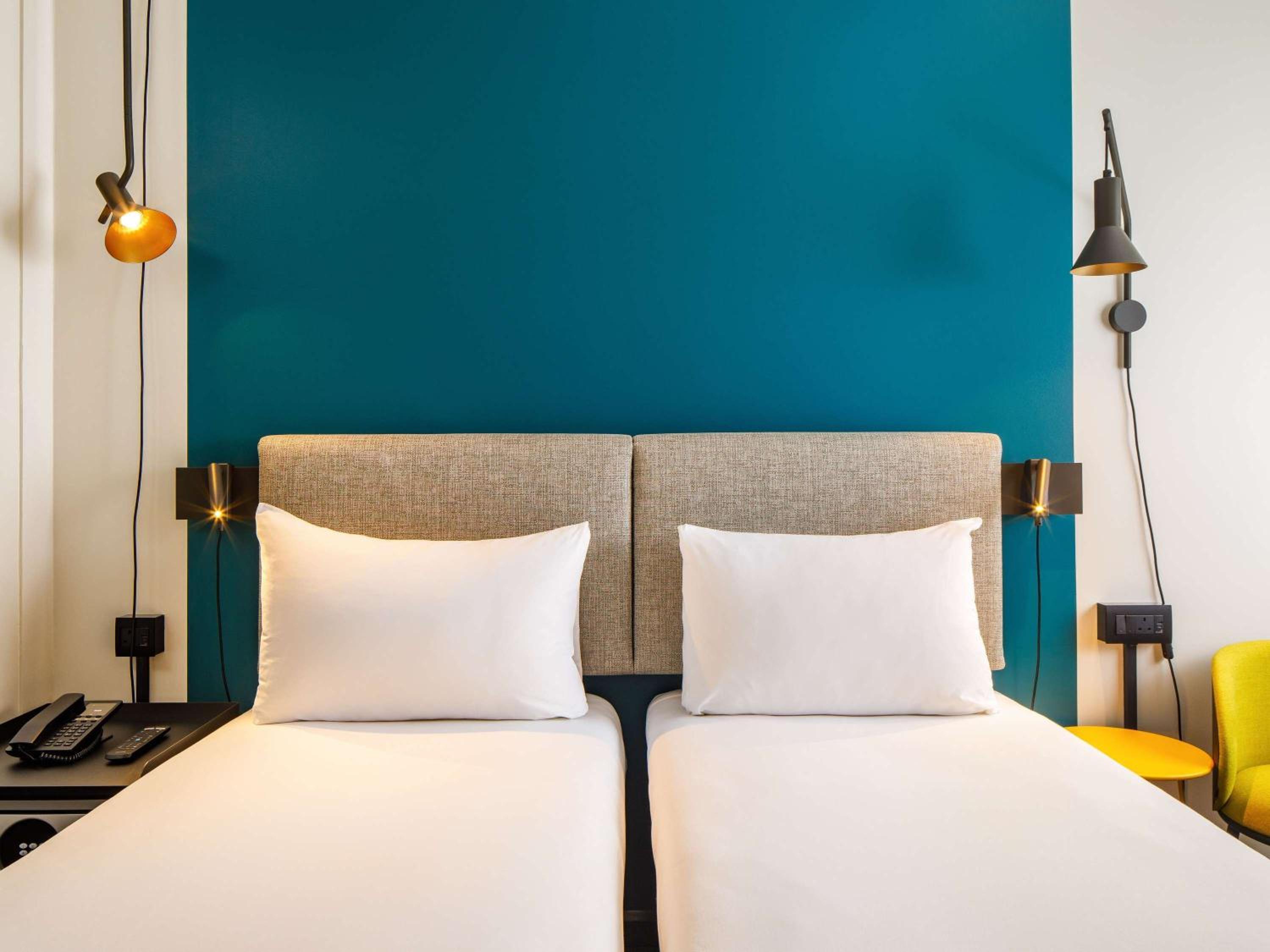 Standard Twin Room photo 2