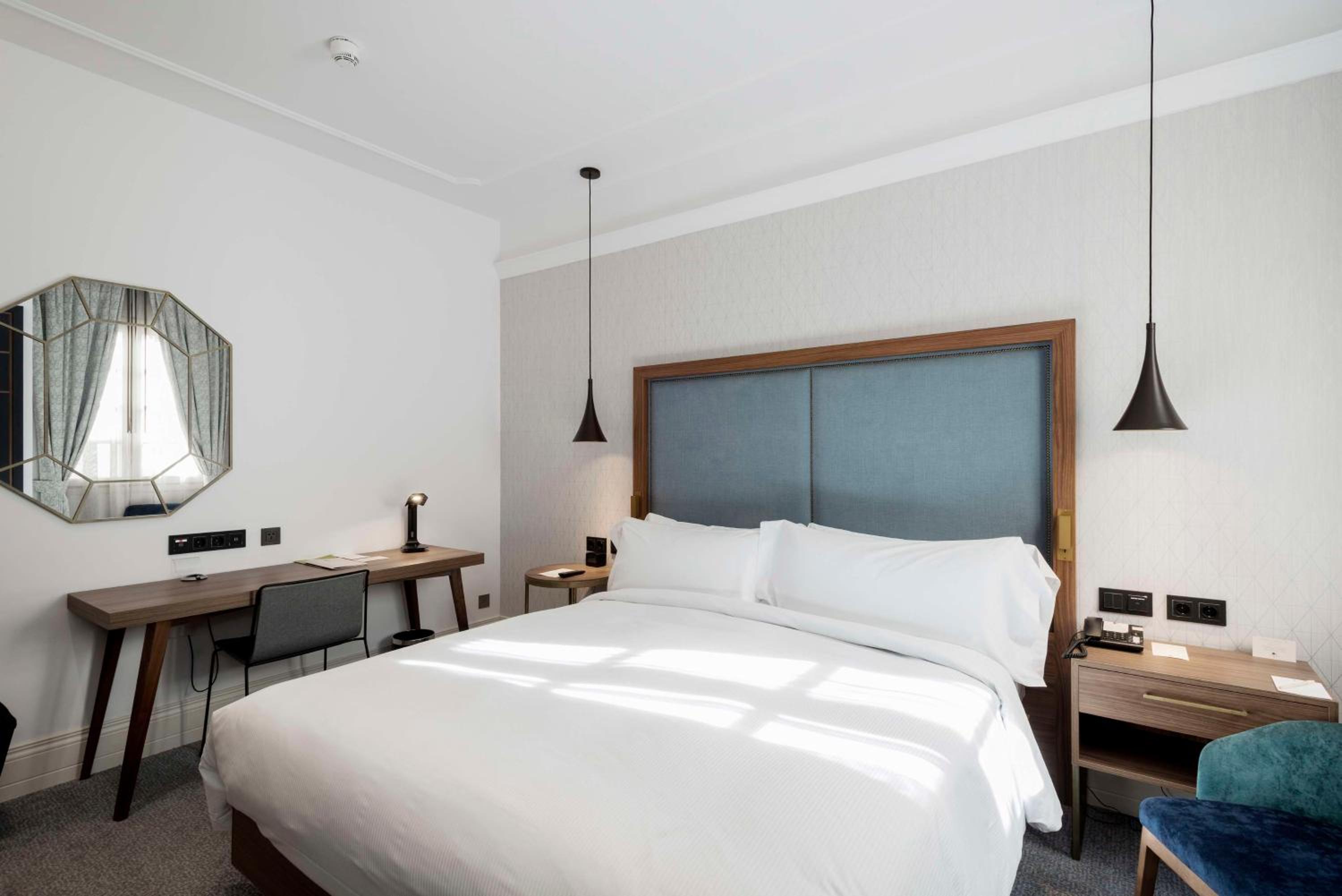 King Guest Room