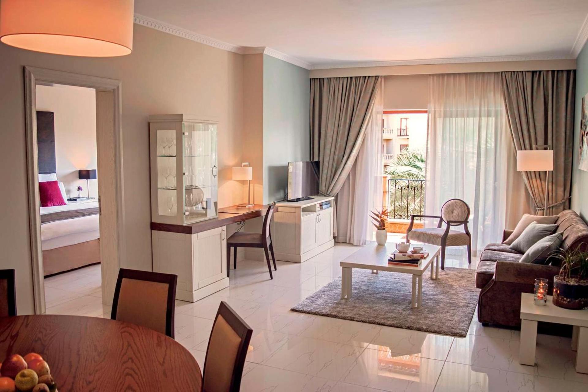 1 BR San Lawrenz Residence photo 2