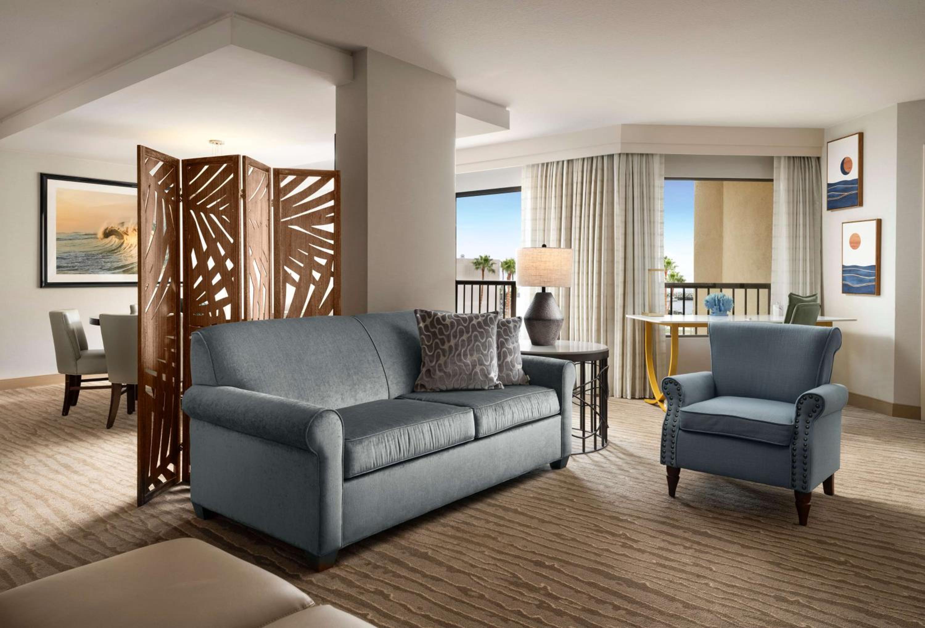 Suite - Photo 5