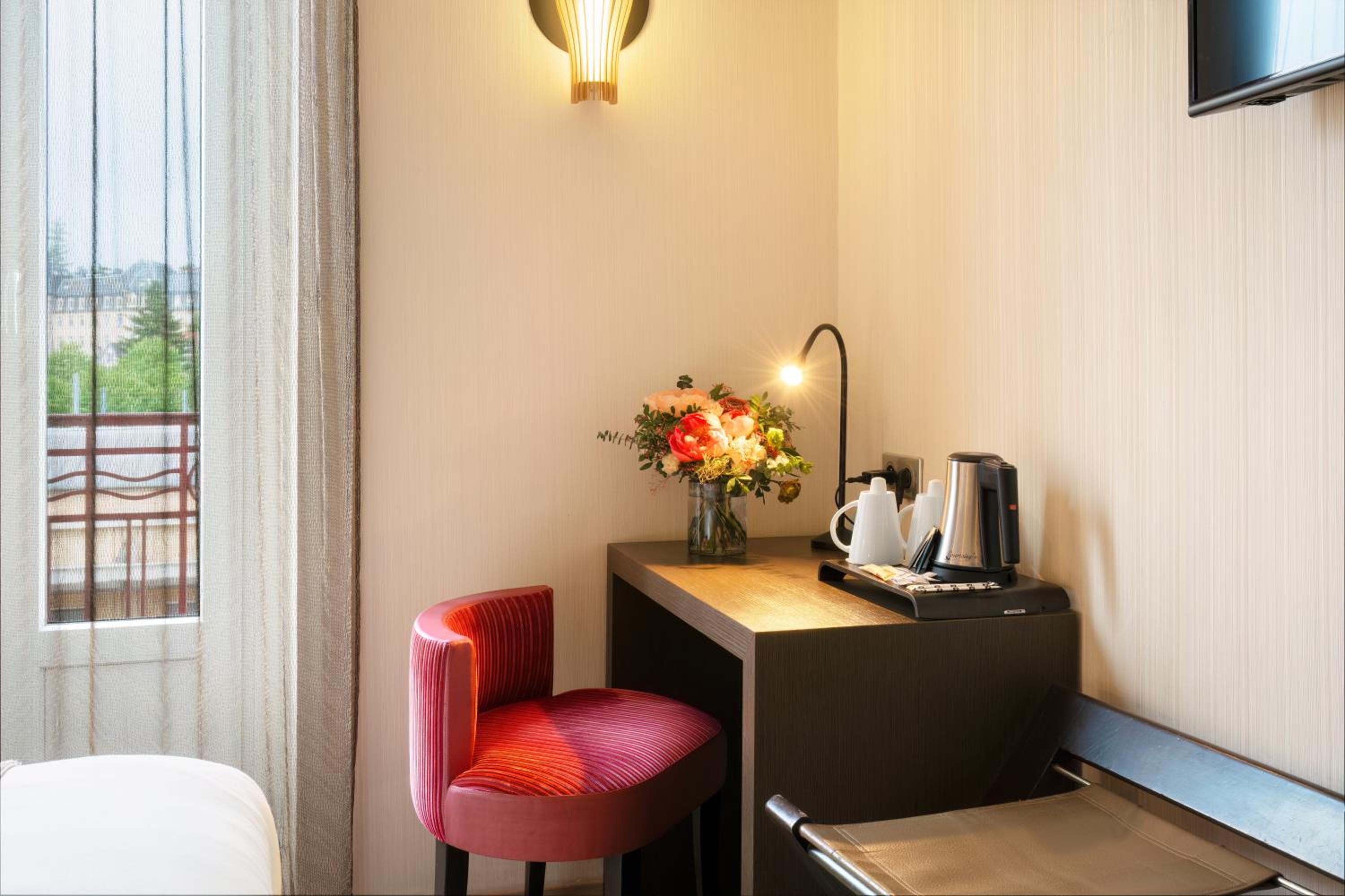 Comfort Queen Room - Non-Smoking  - Photo 4