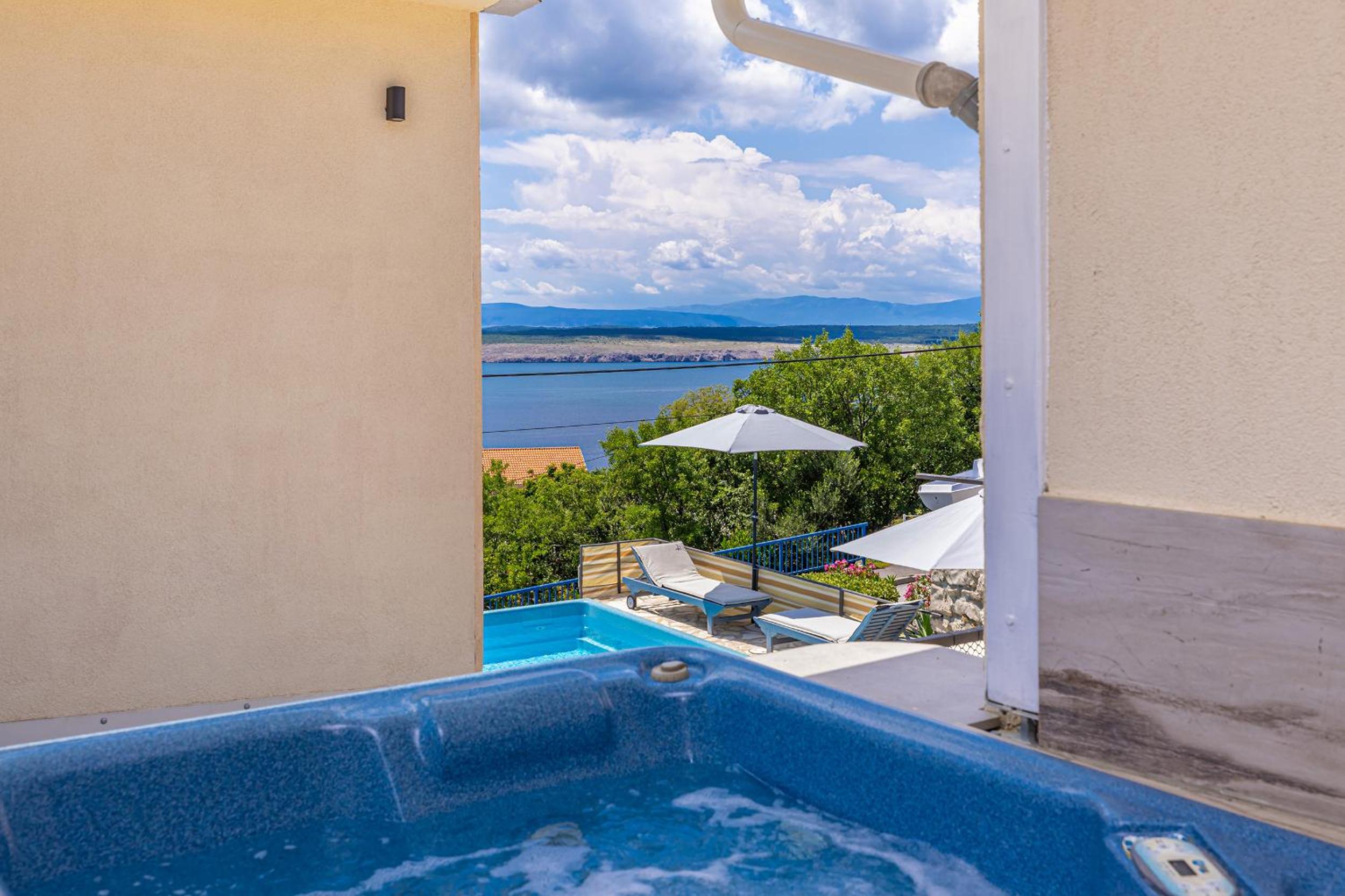 Villa photo 2