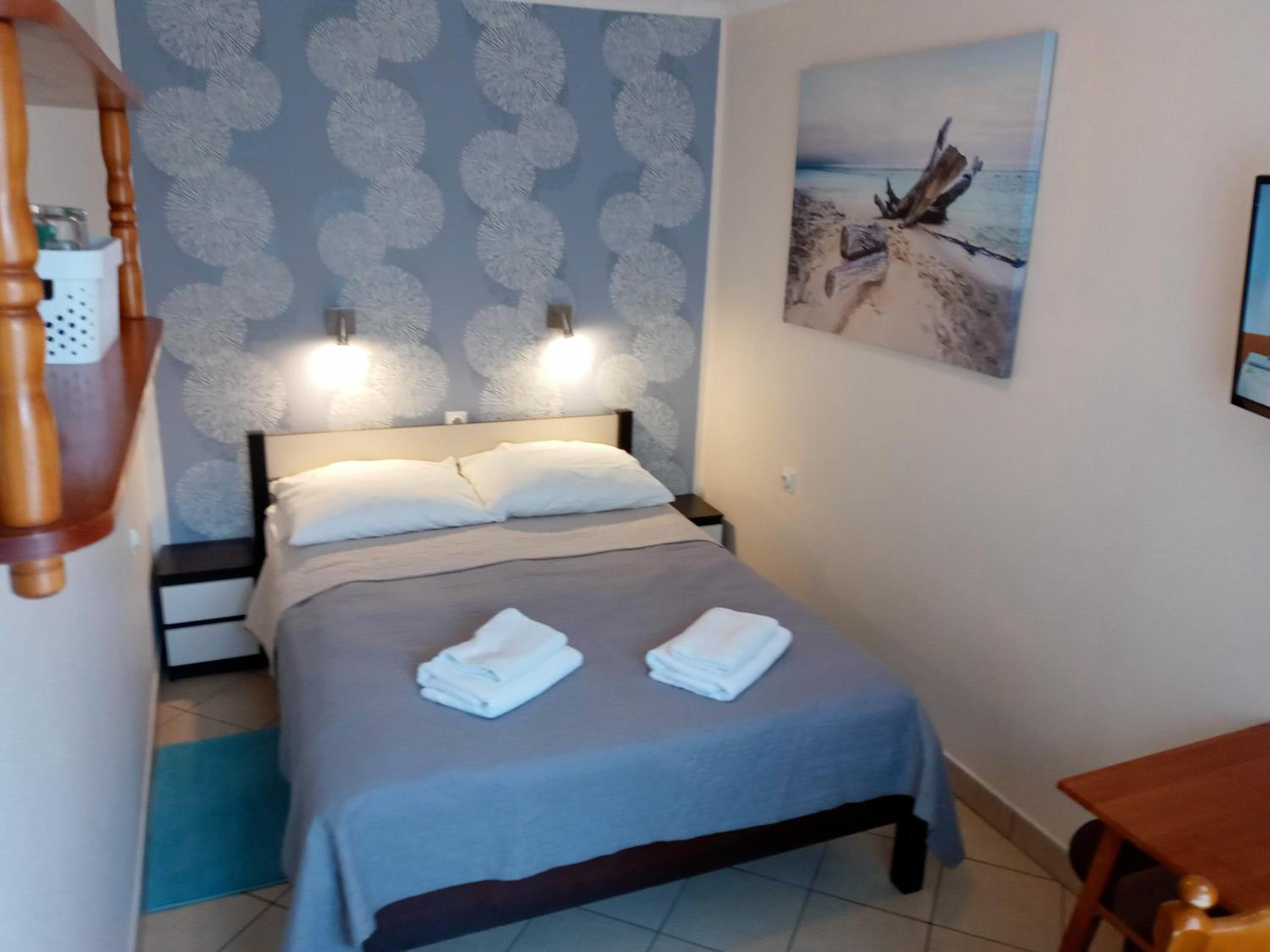 Small Double Room photo 1