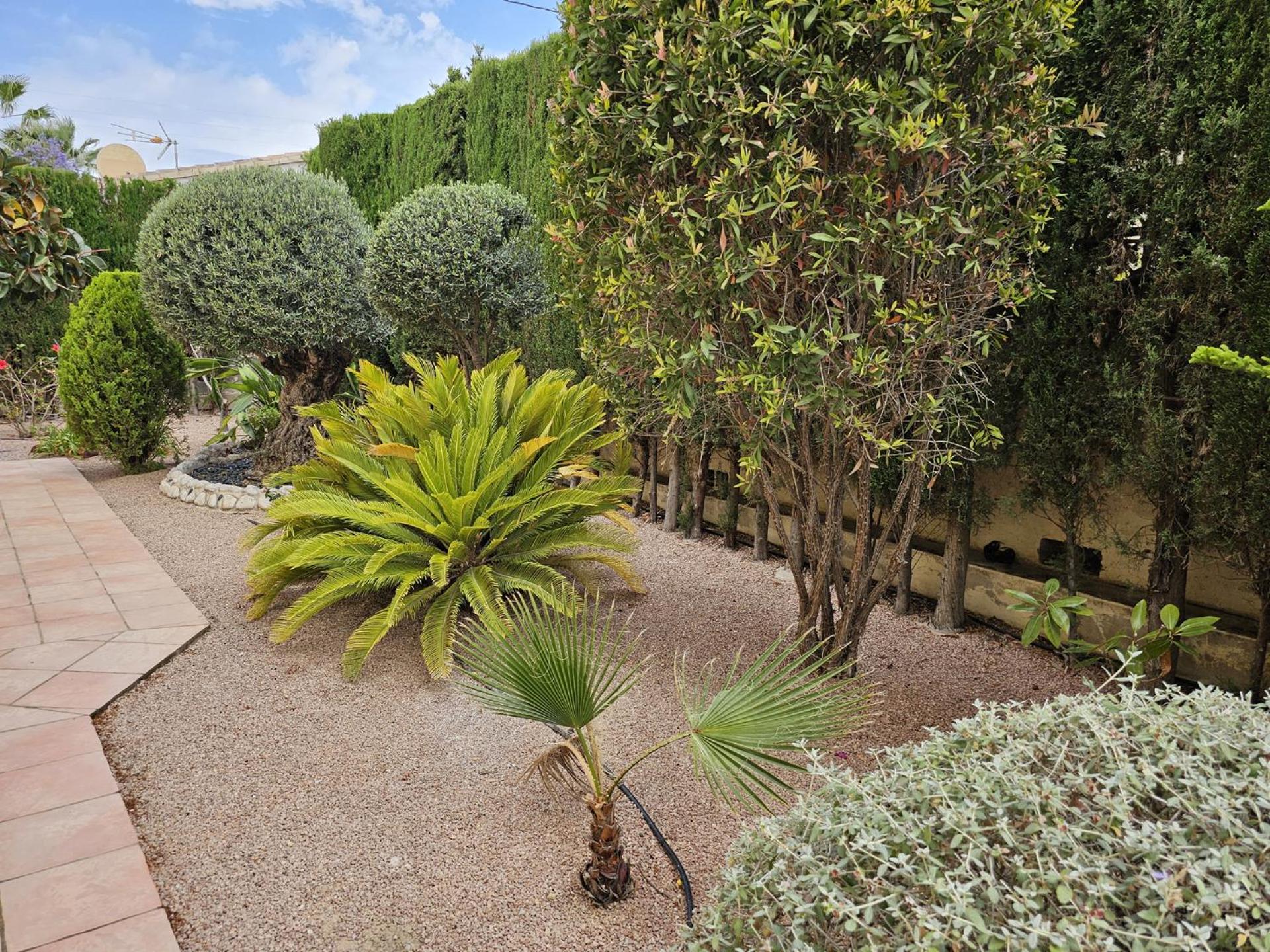 Villa photo 3