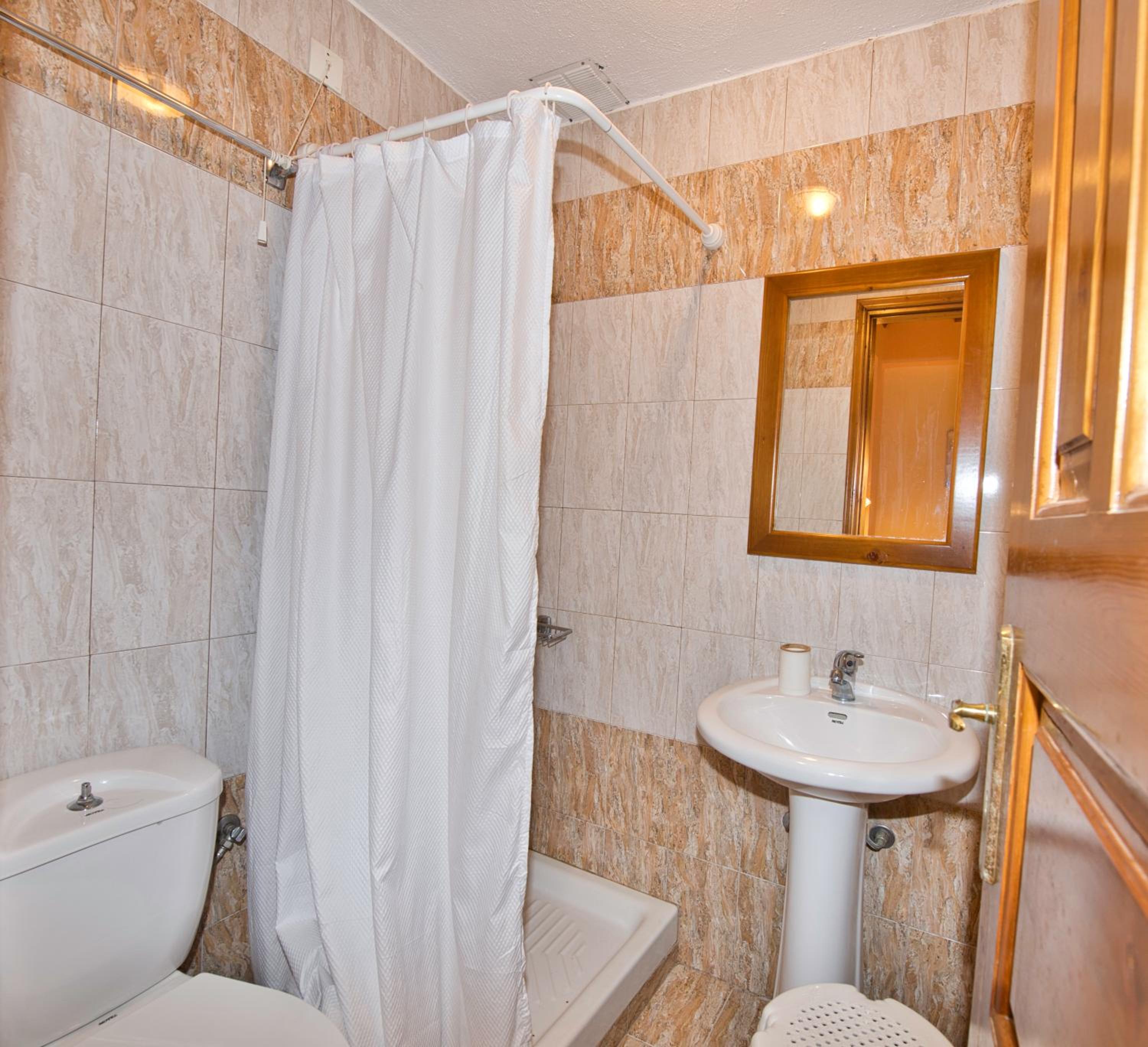 Studio (3 Adults) with Garden View