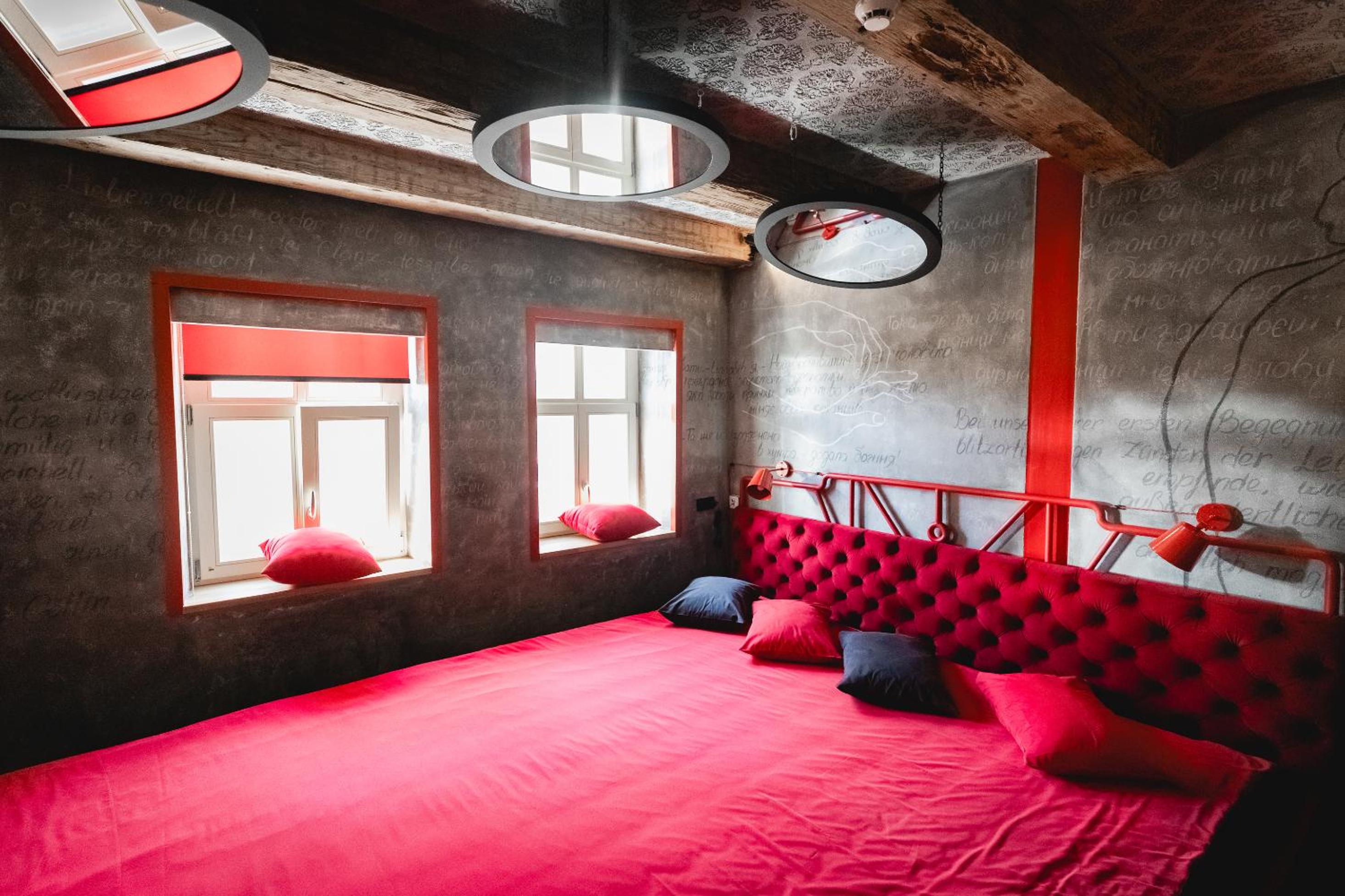 Superior King Room