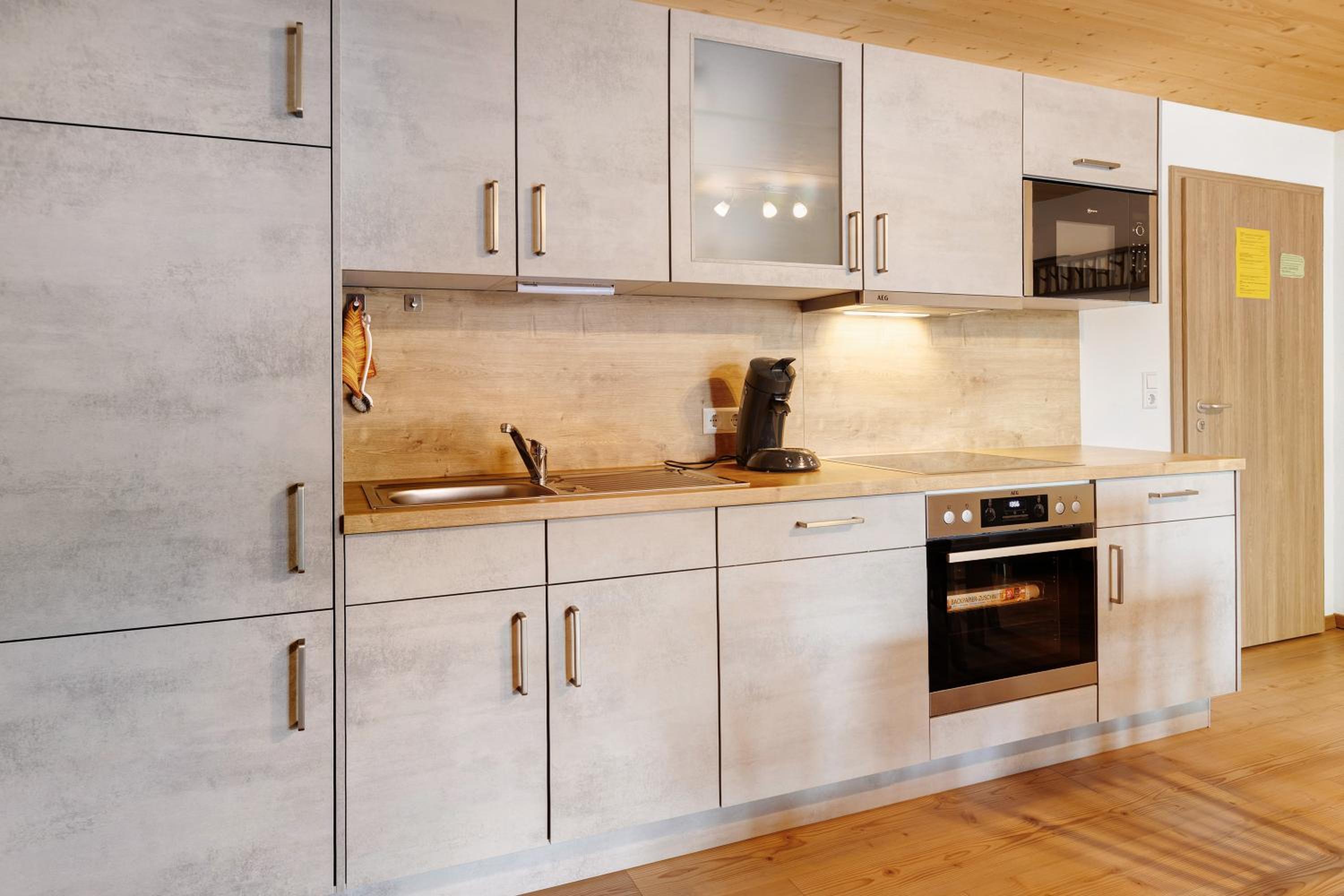 Superior One-Bedroom Apartment with Balcony photo 2