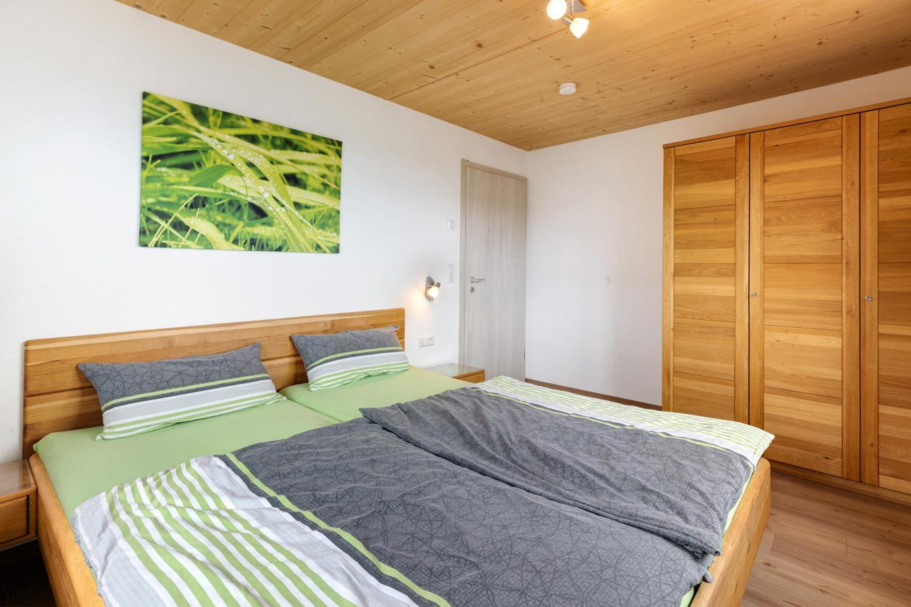 Two-Bedroom Deluxe Apartment with Balcony photo 3