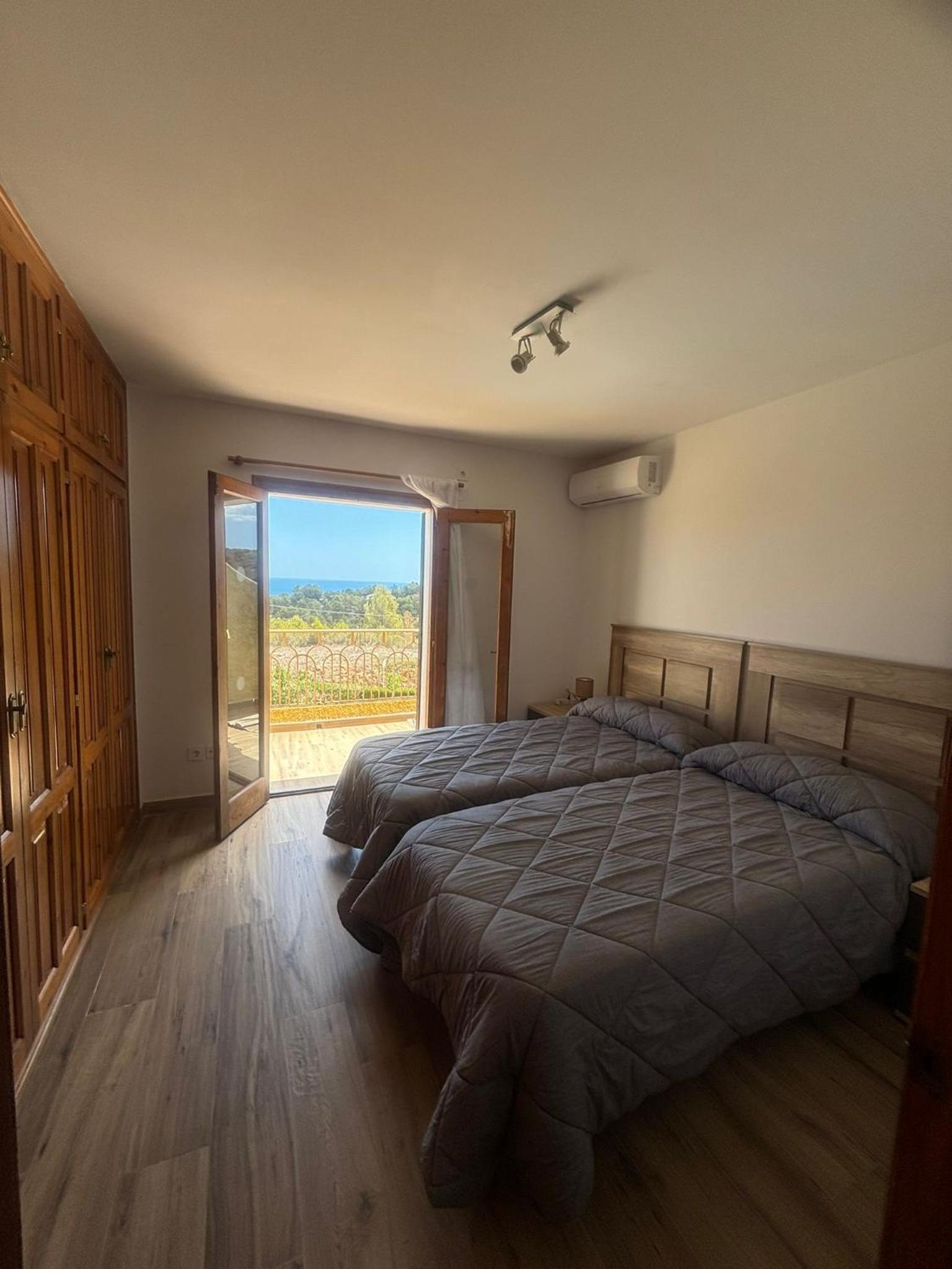 Two-Bedroom House photo 3