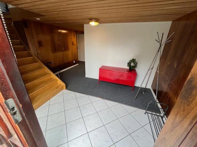 Three-Bedroom Apartment photo 2