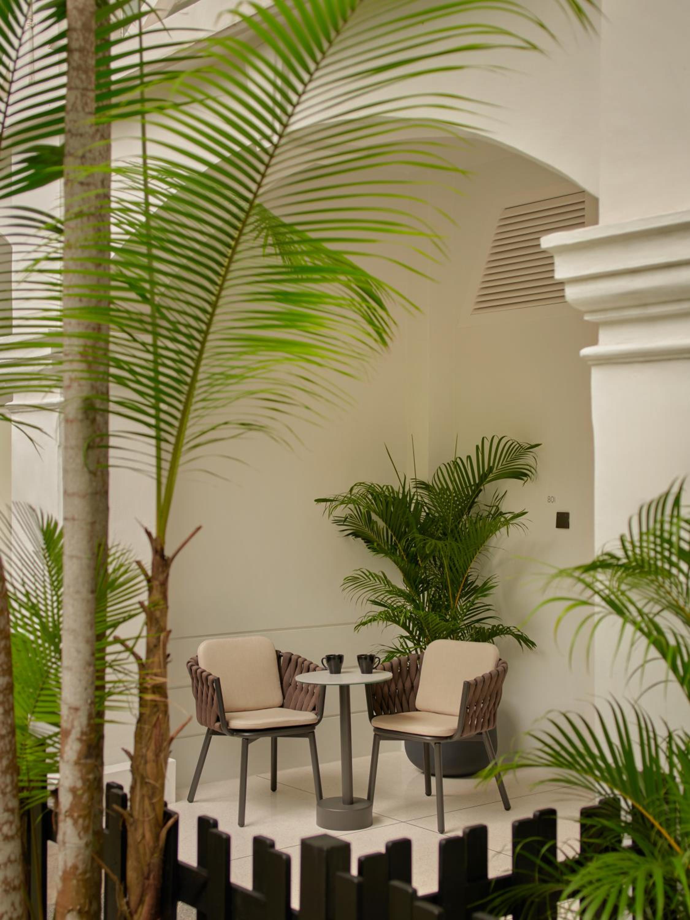 Couple Suite with Direct Access to Pool
