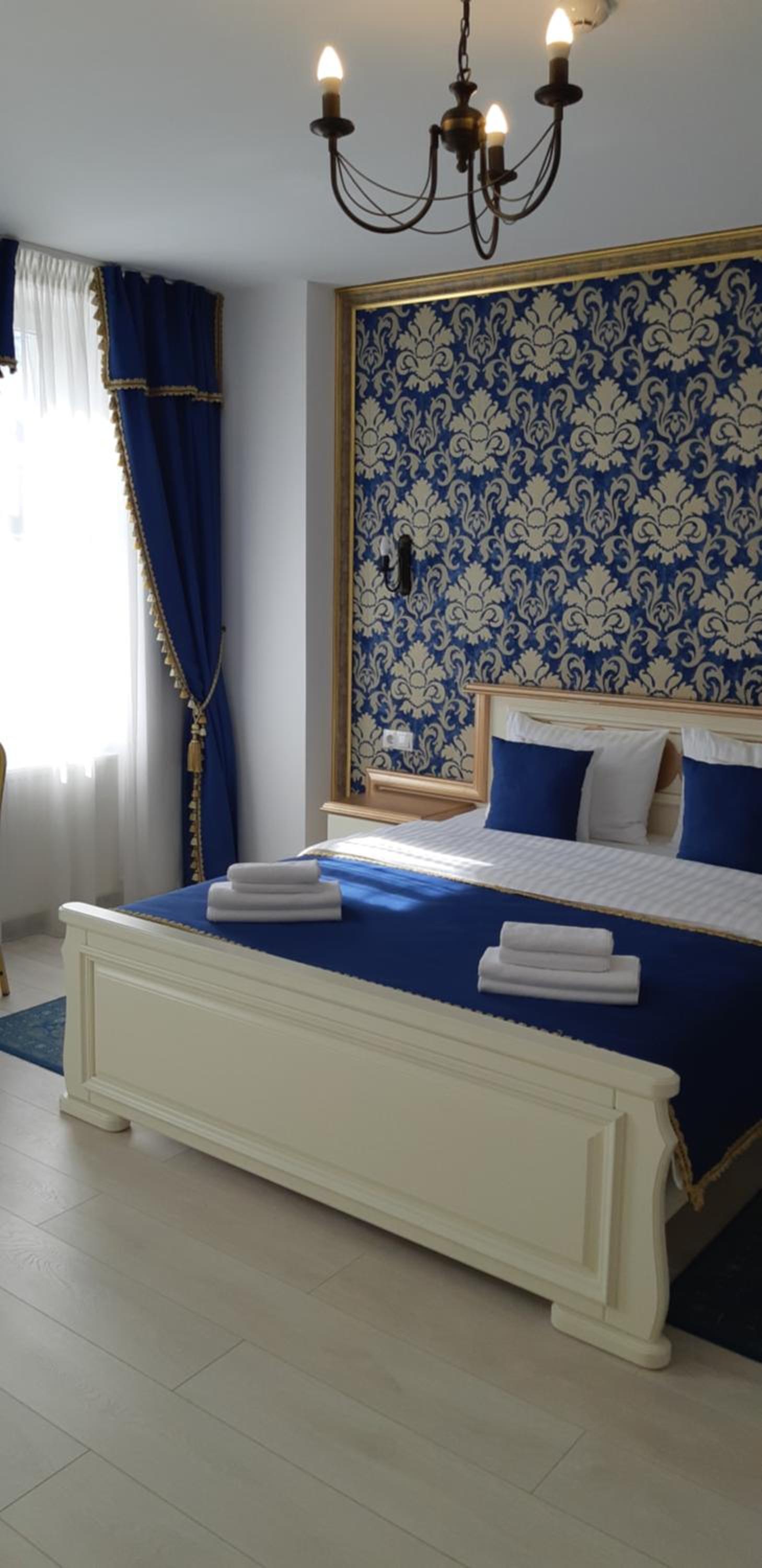 Deluxe Double Room - Photo 7