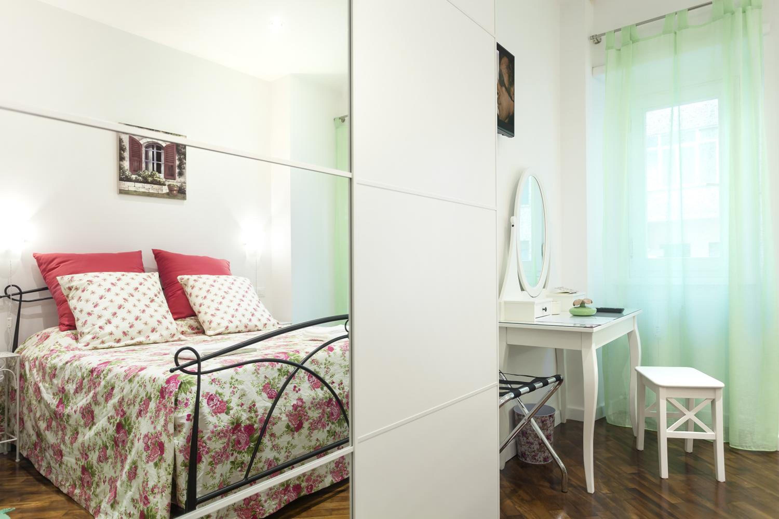 Deluxe Triple Room photo 2