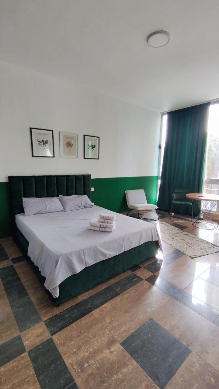 Deluxe Double Room with Shower