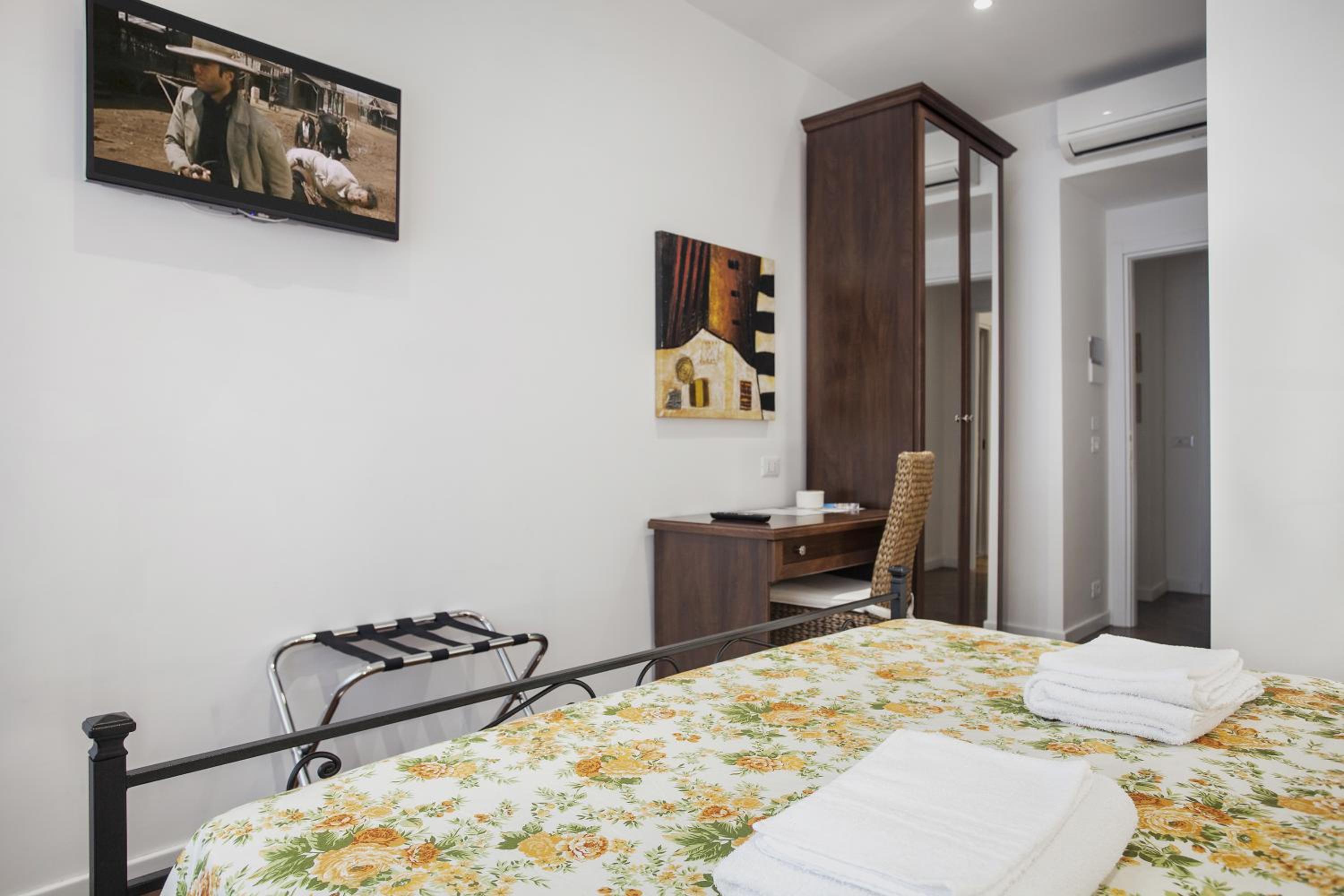 Double Room photo 3