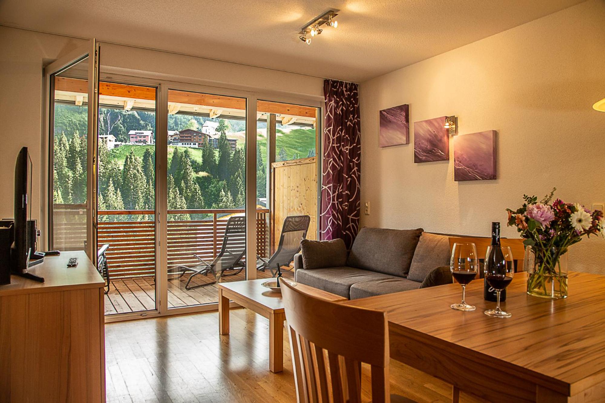 Apartment with Mountain View - Annex