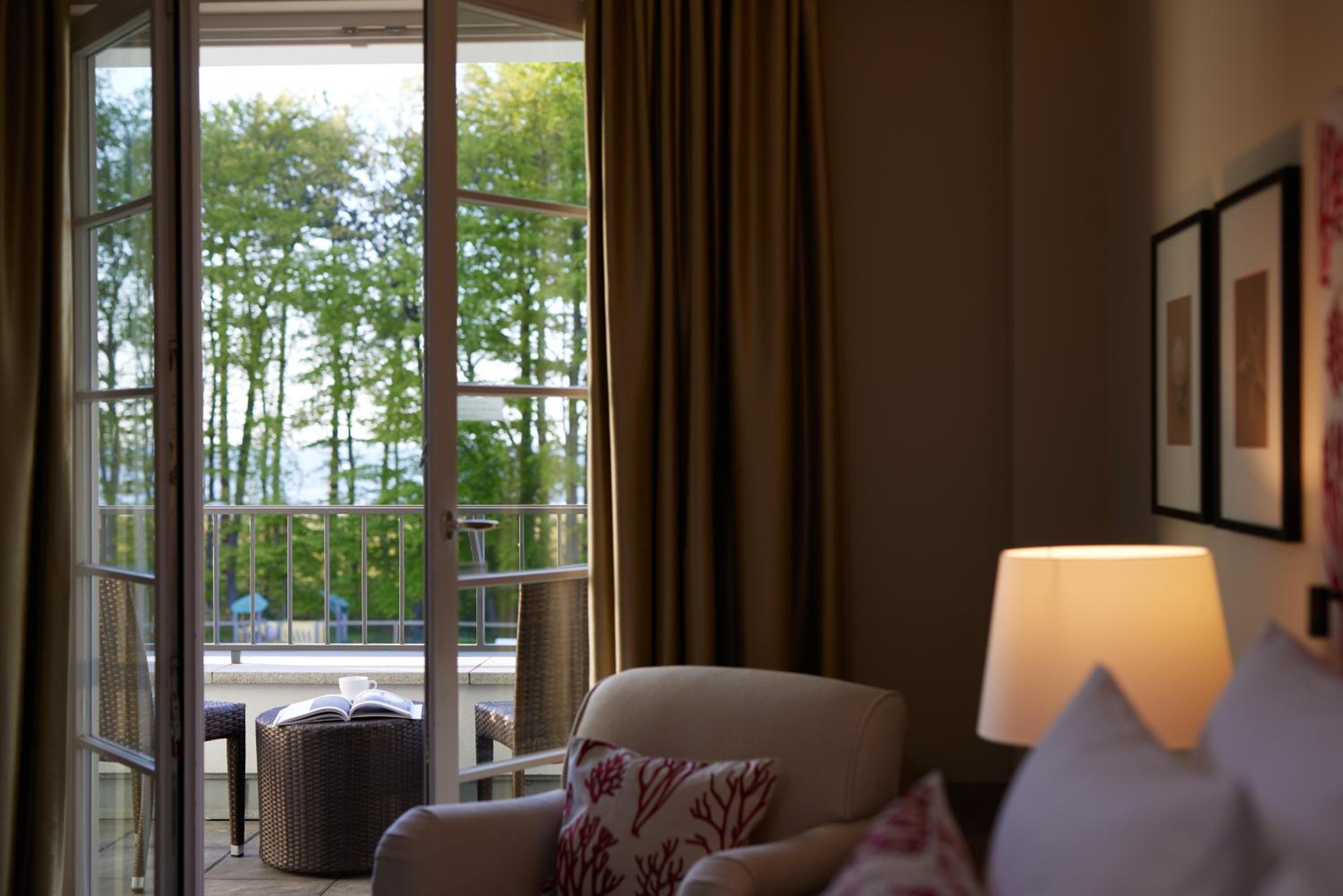 Double Room - Sea Side thumbnail 5
