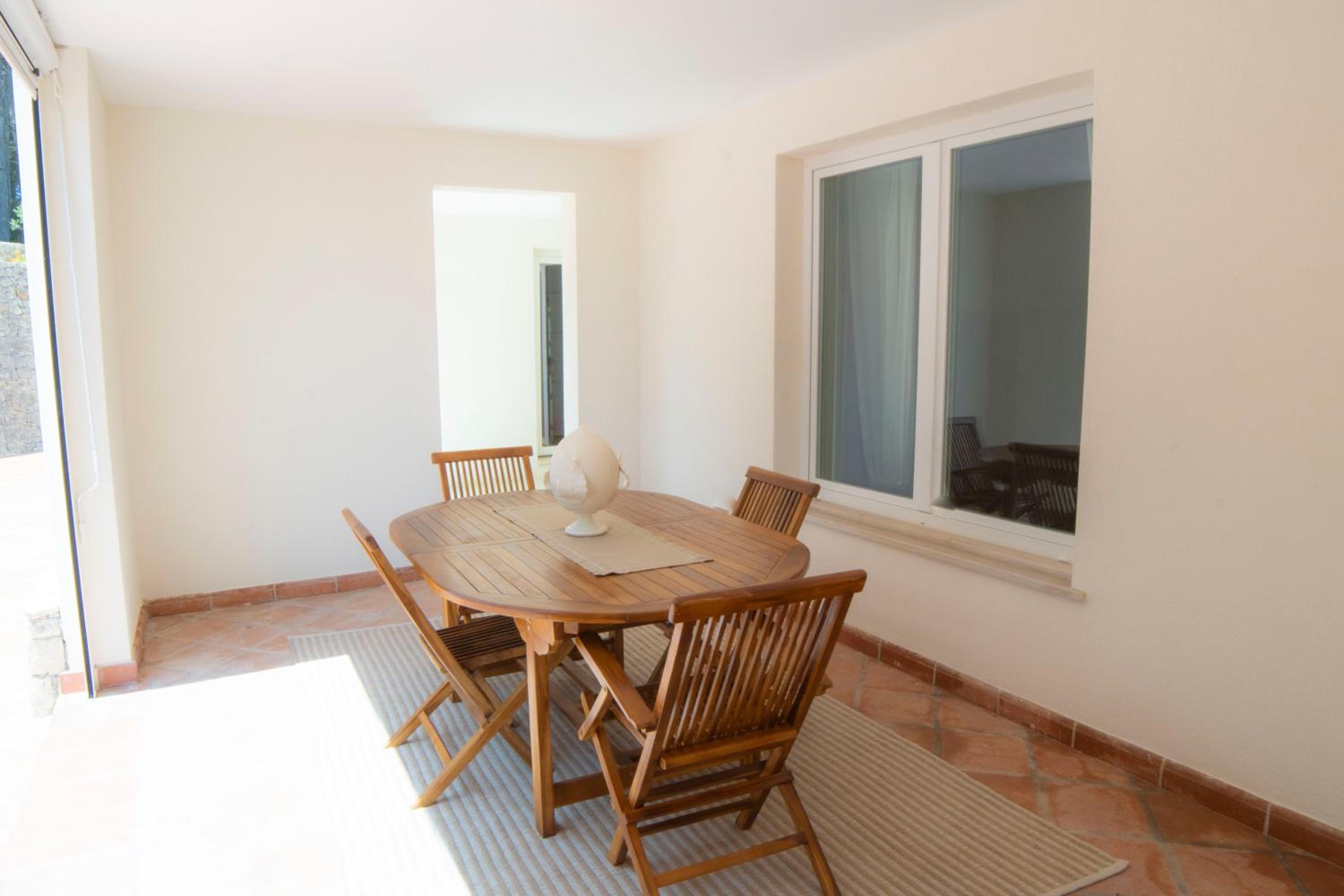Villa photo 2