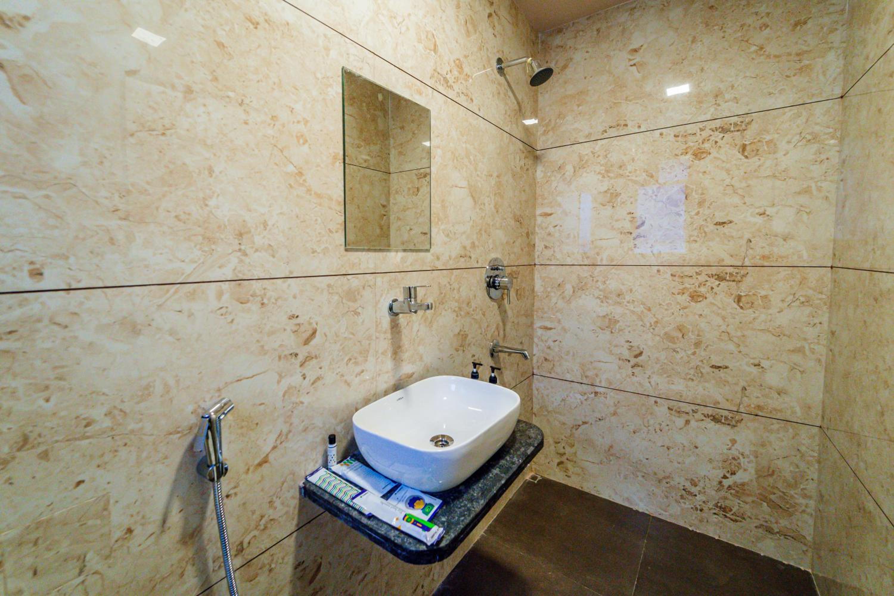 Standard Room - Photo 6
