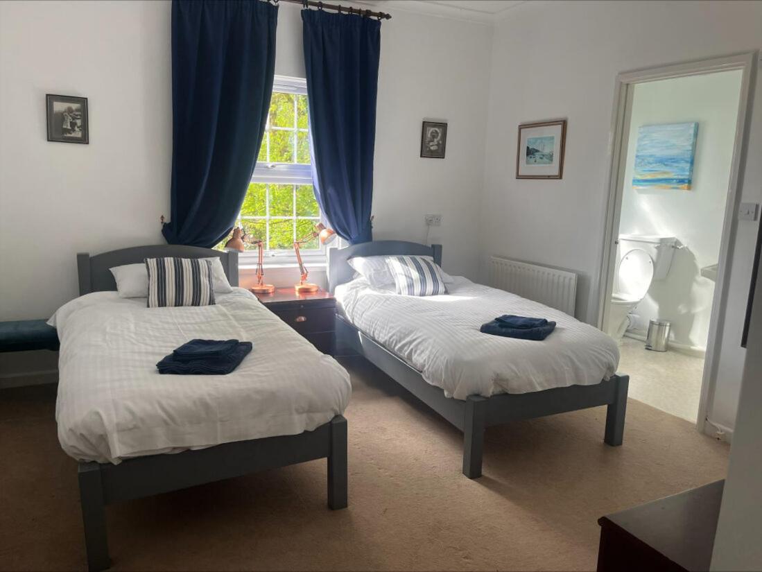 Standard Twin Room photo 2
