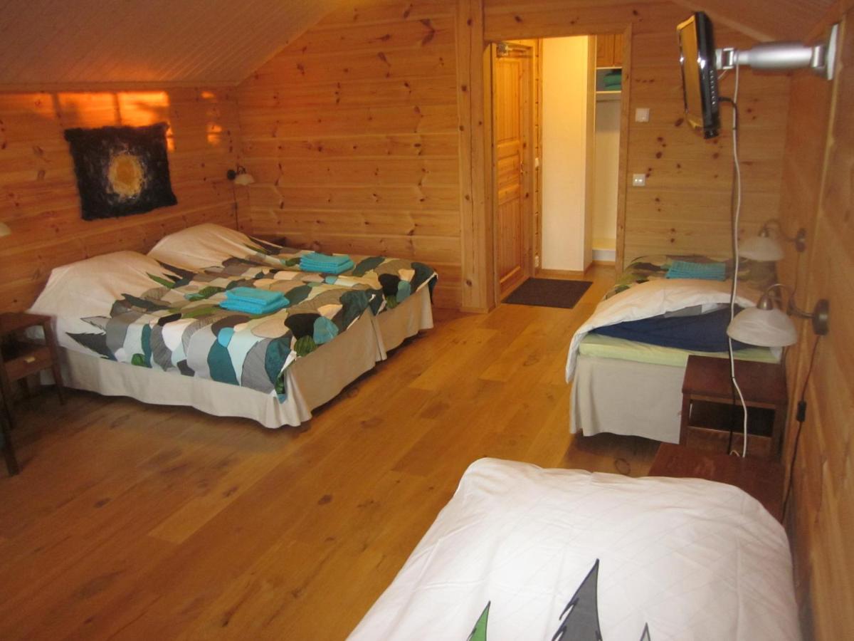 Family Room (2 Adults + 2 Children) photo 2
