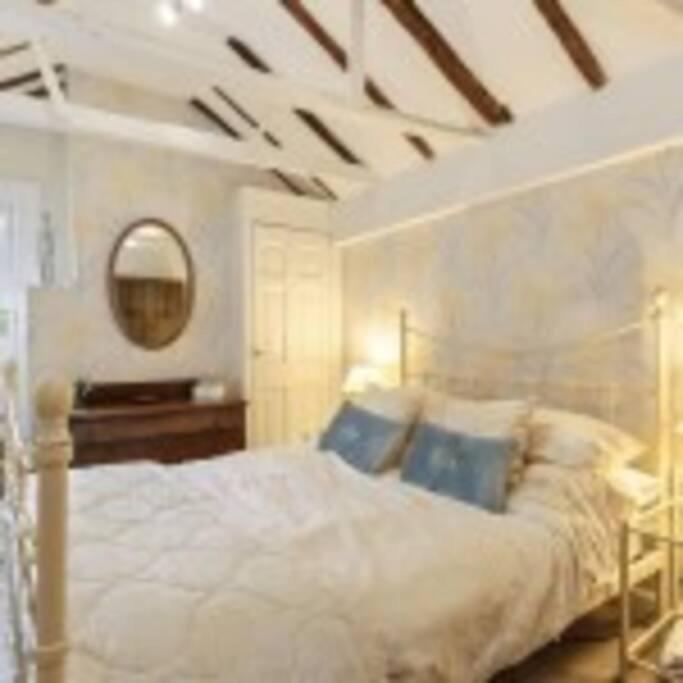 Four-Bedroom House photo 1