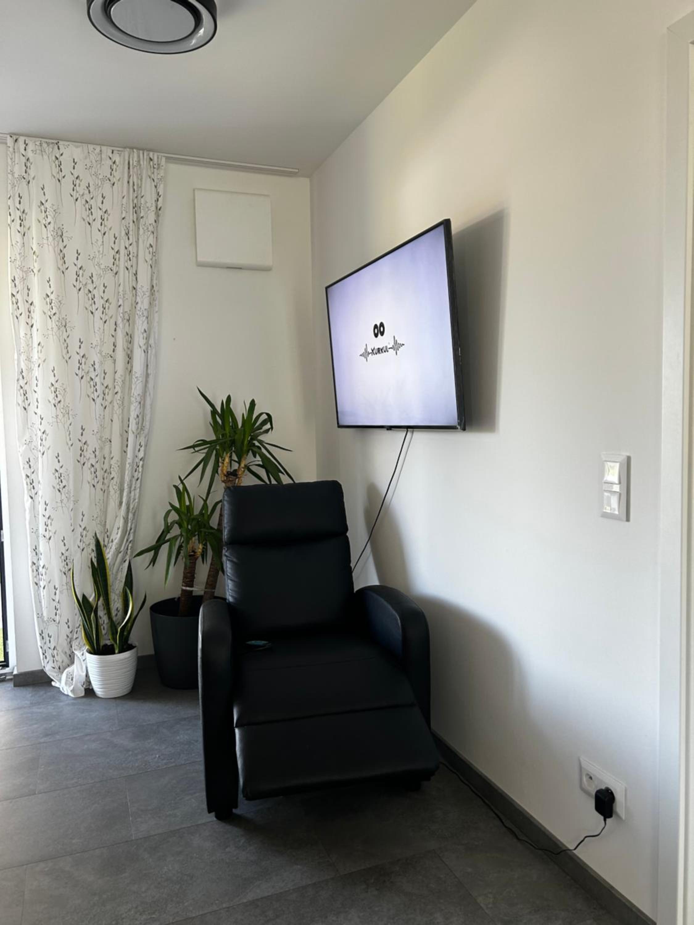 Four-Bedroom House photo 2