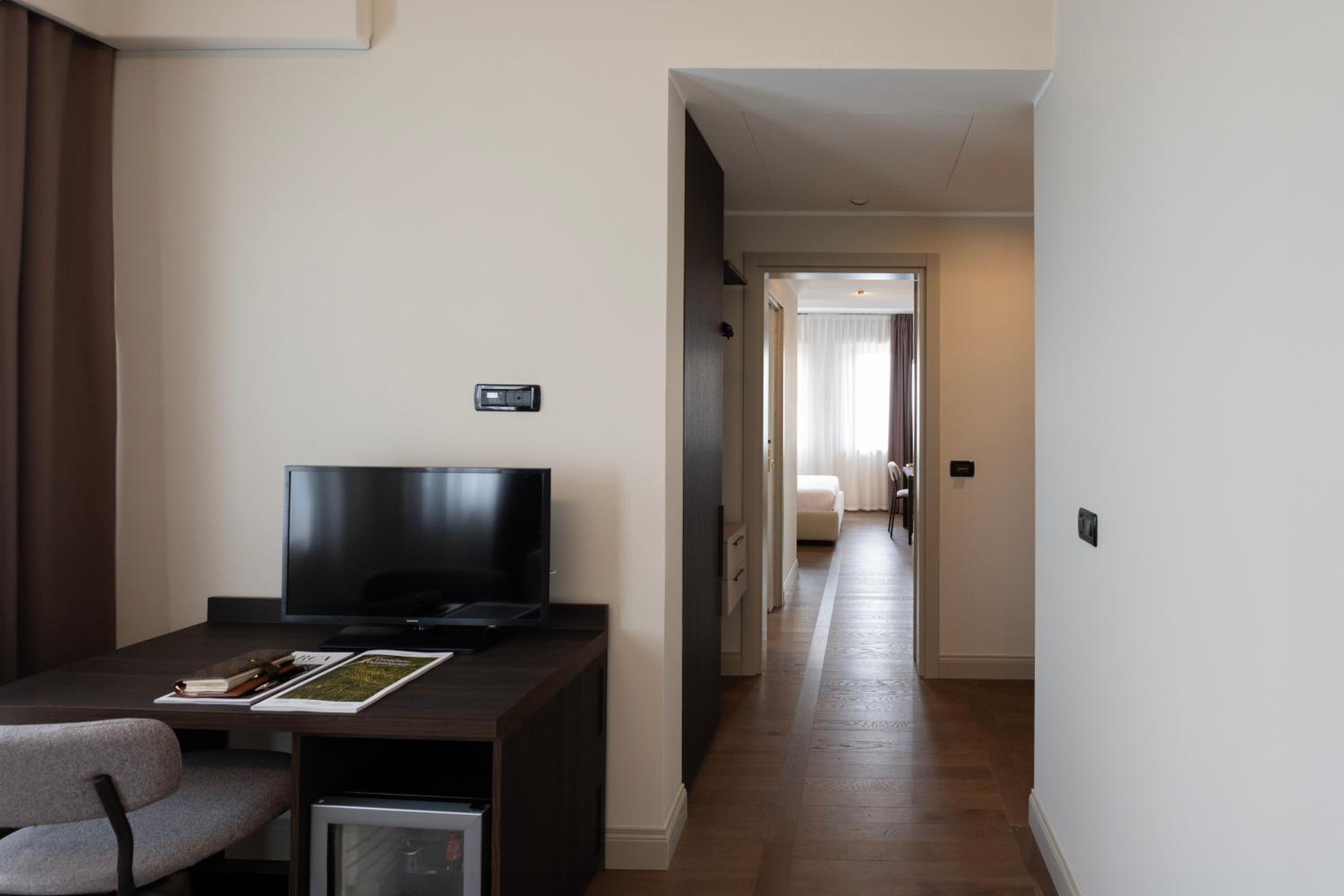 Junior Suite - Photo 6