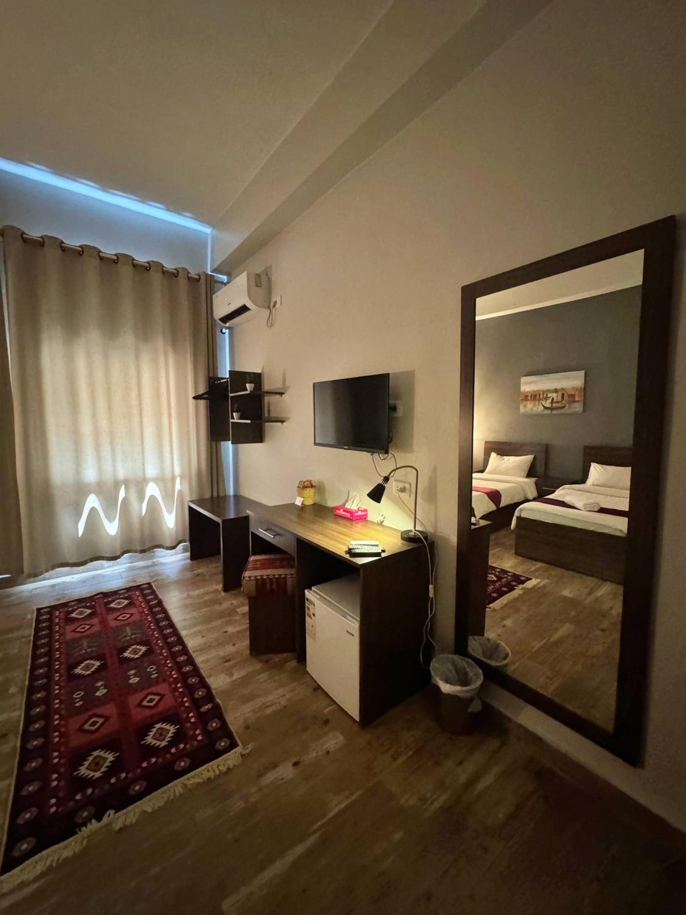 Double Room - Photo 2