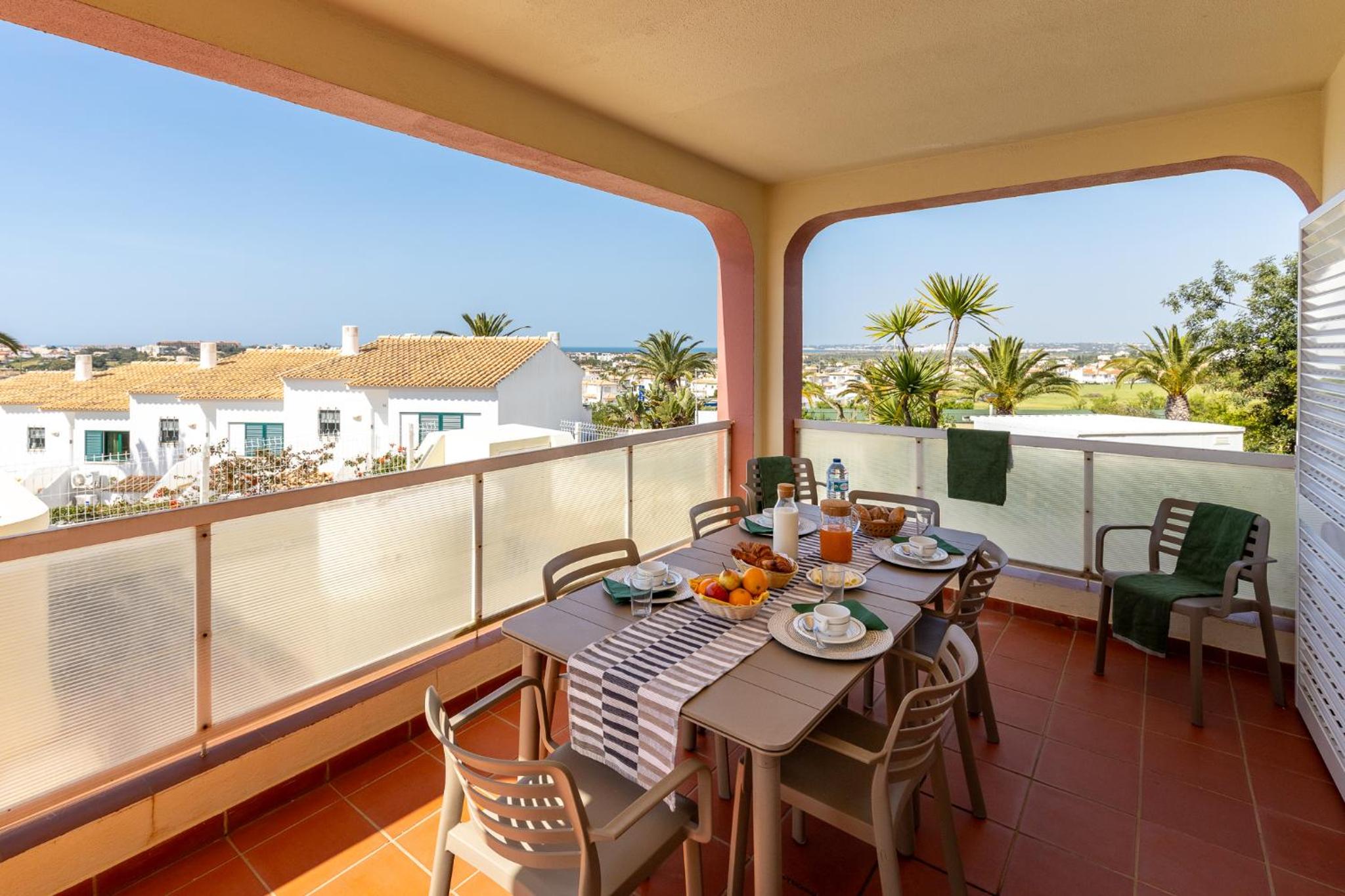 Three-Bedroom Villa photo 3