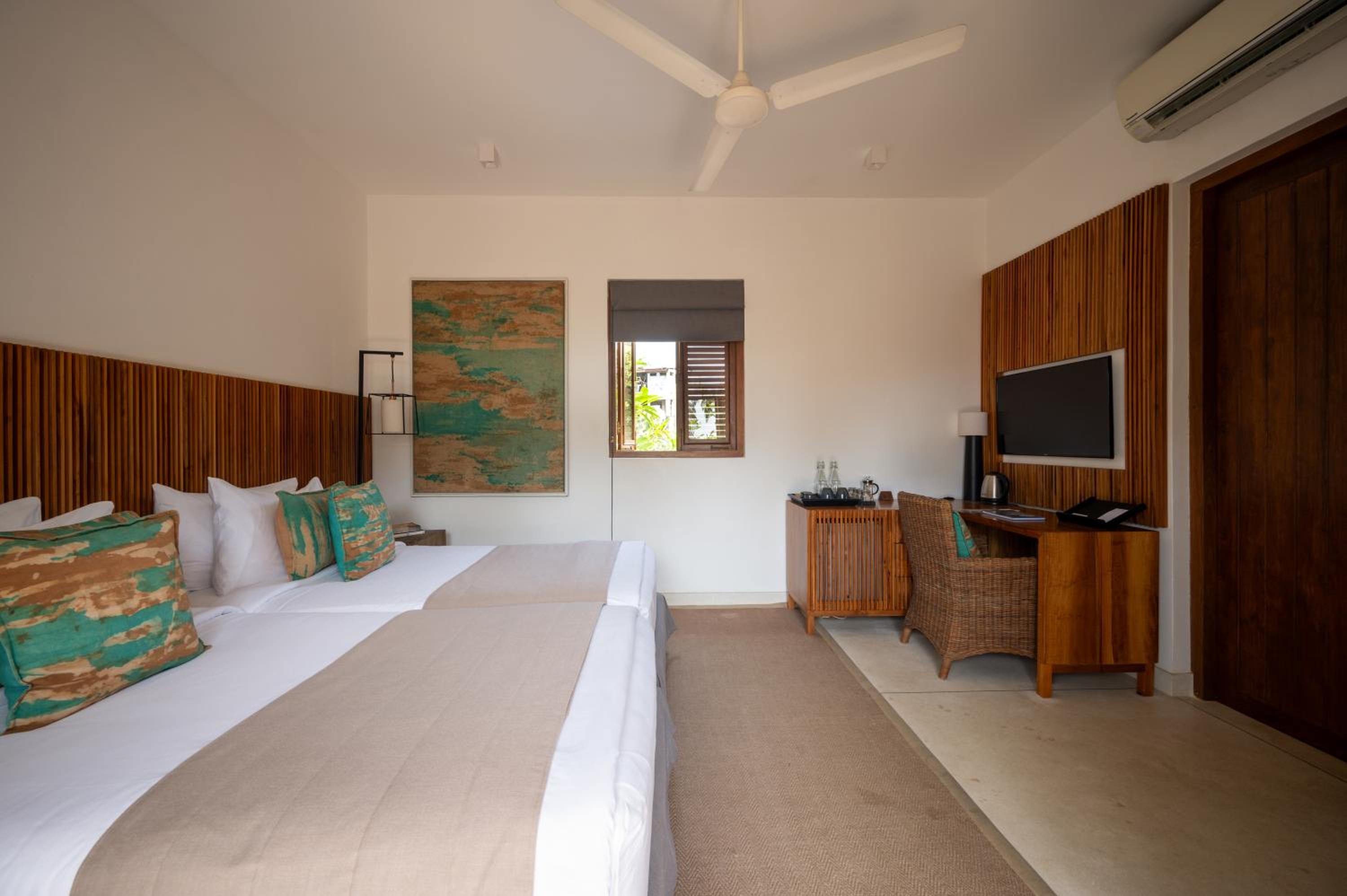 Deluxe Twin Room photo 1