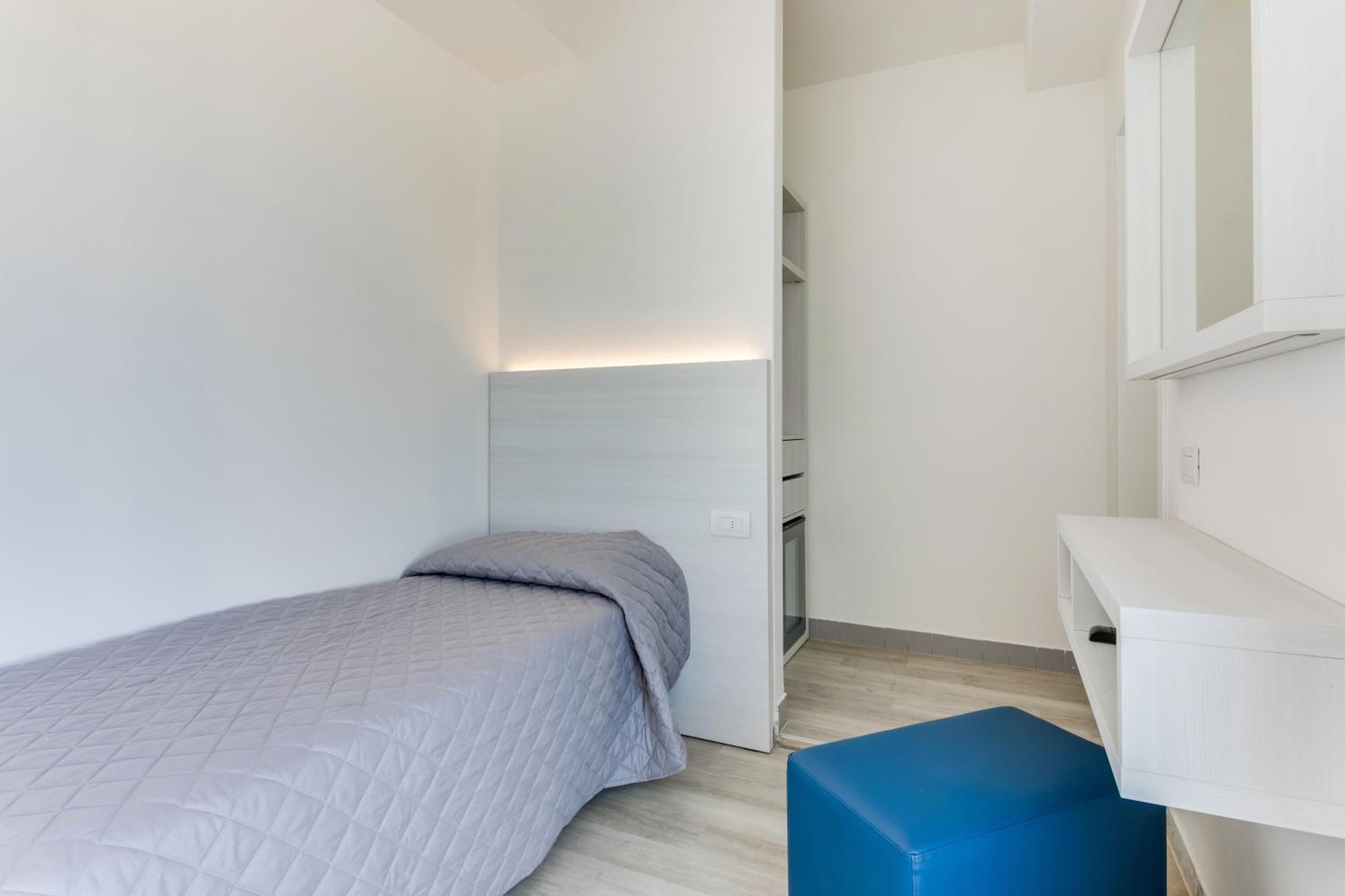 Single Room photo 3