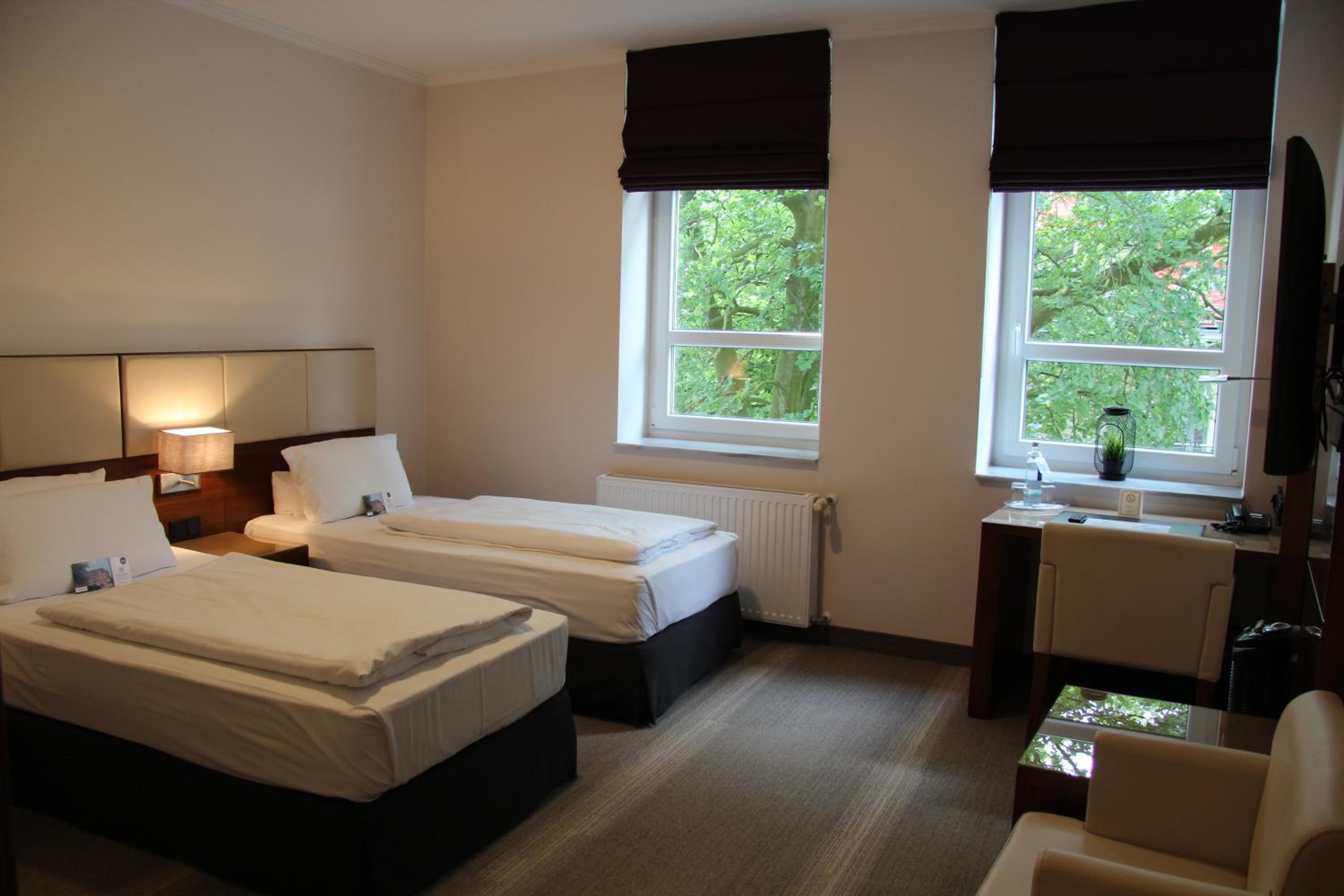 Double Room - Photo 6
