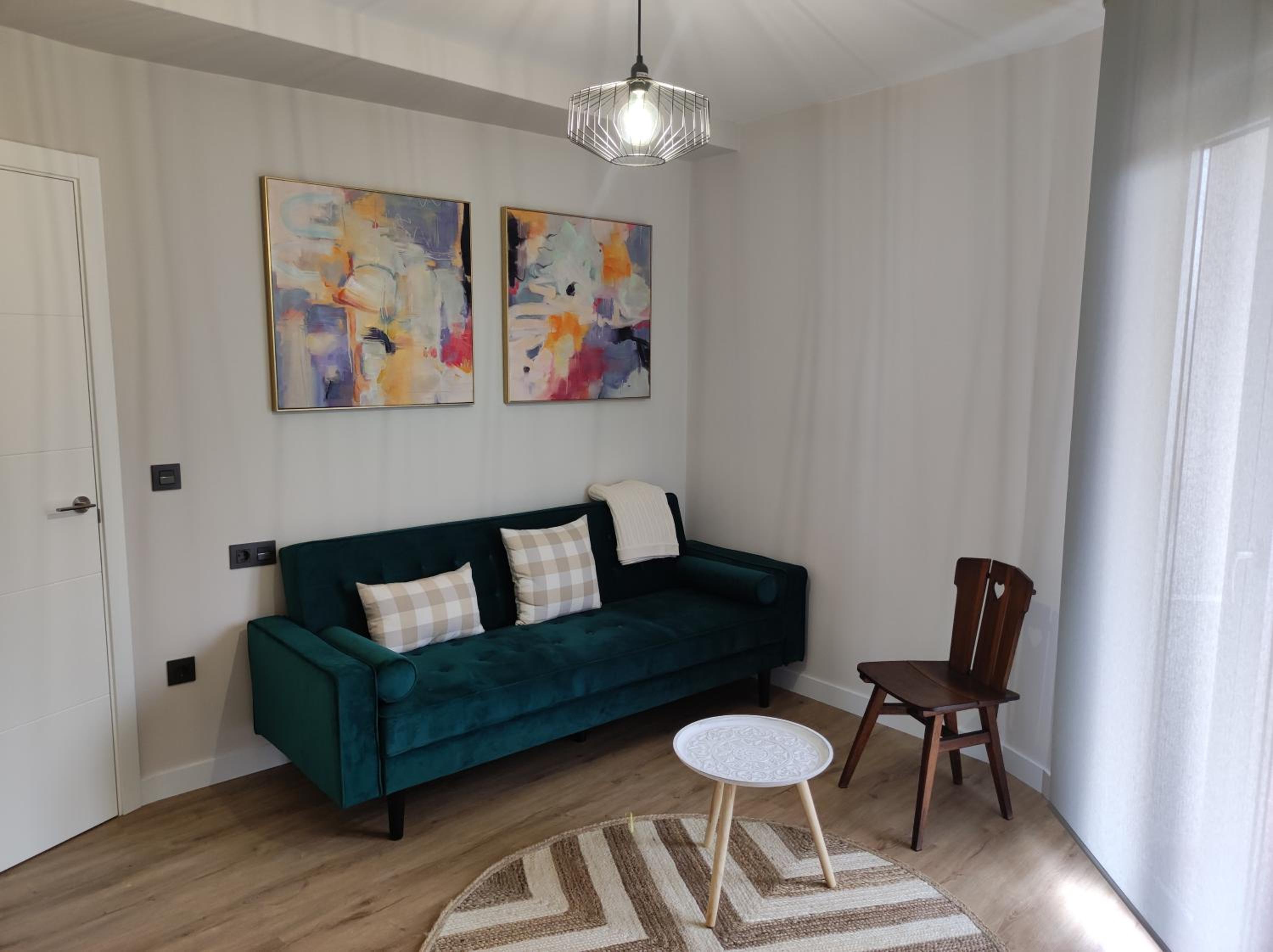 Three-Bedroom Apartment photo 2