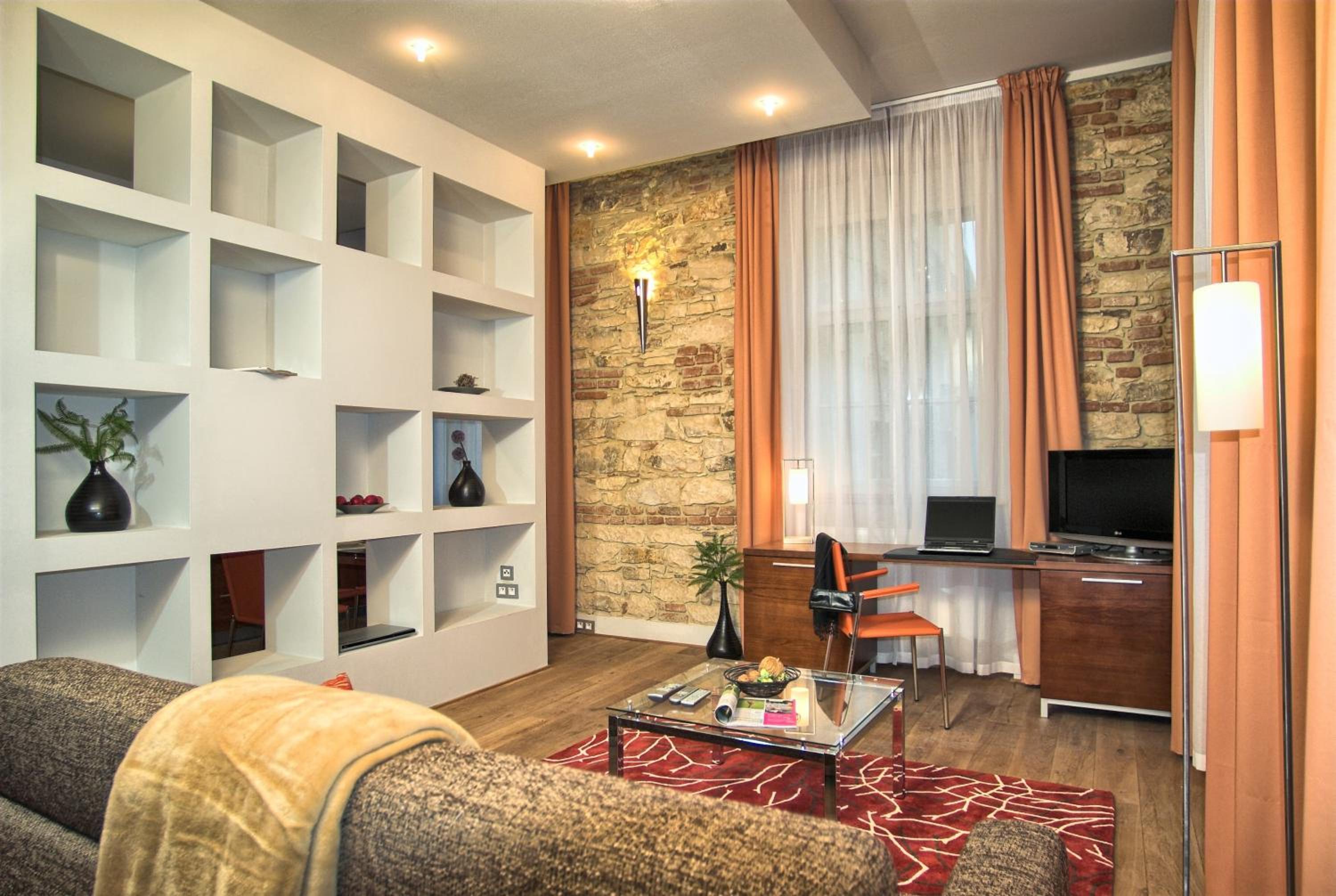 Executive One-Bedroom Apartment