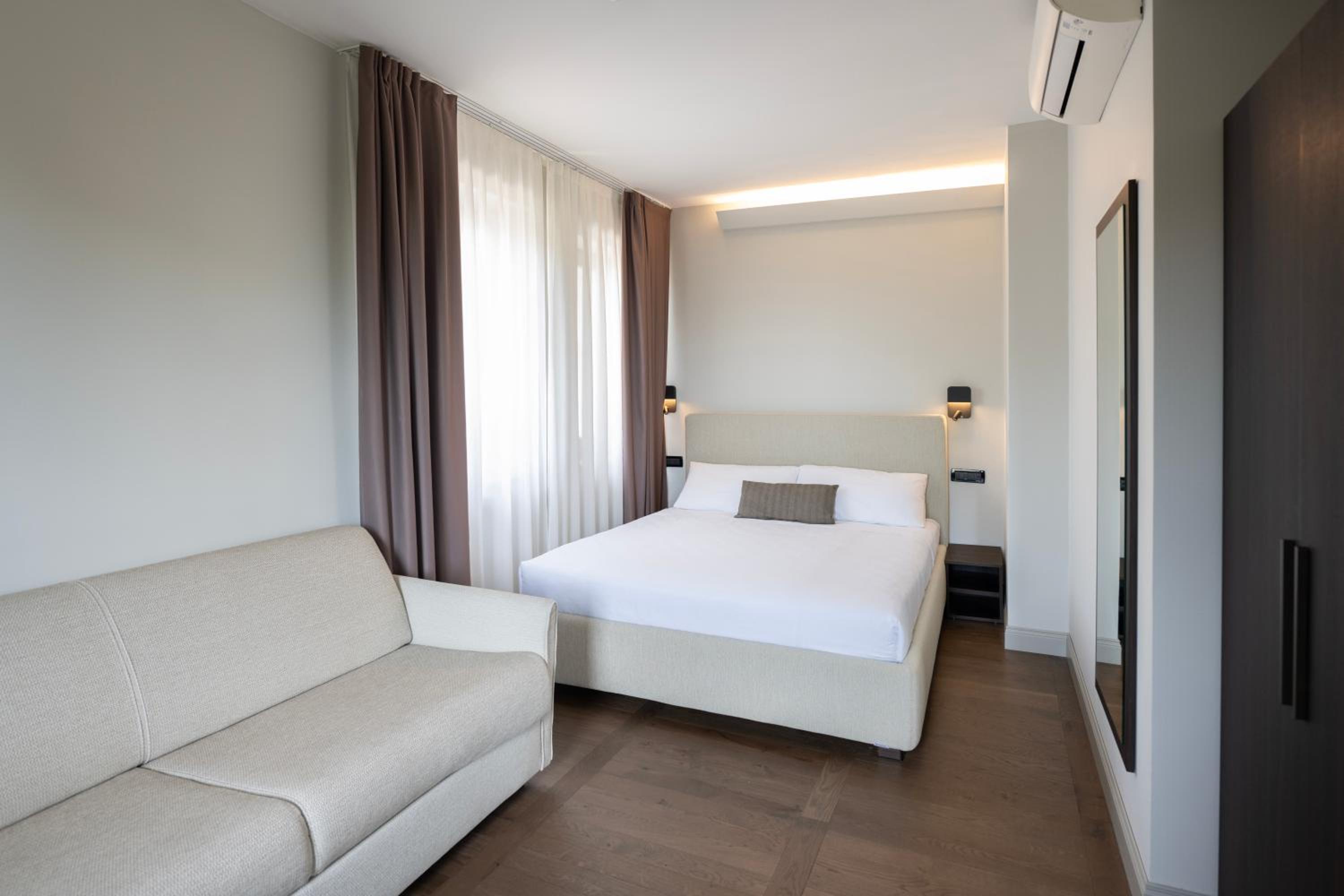 Superior Double Room - Photo 6