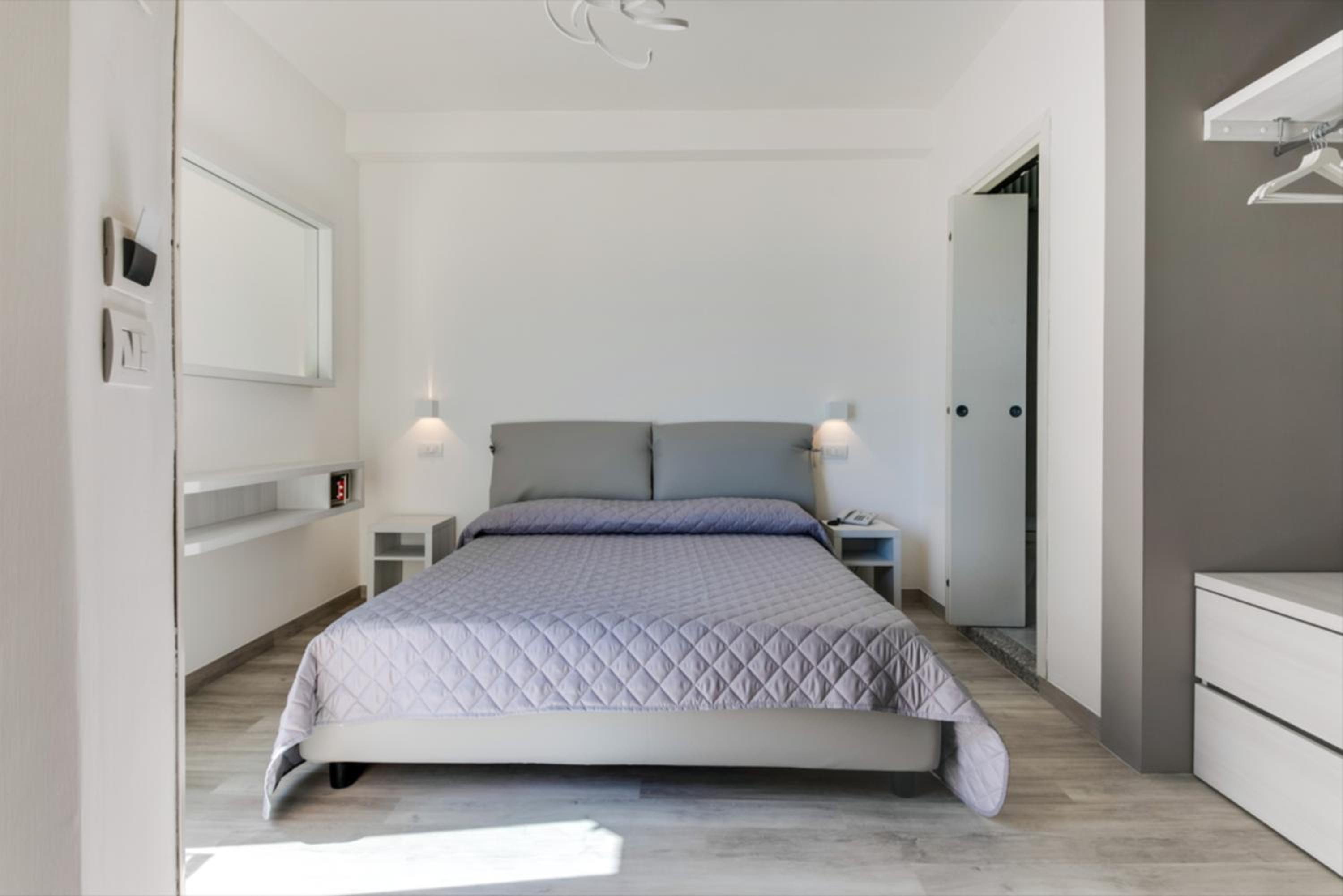 Marittimo Room with Side Sea View photo 3