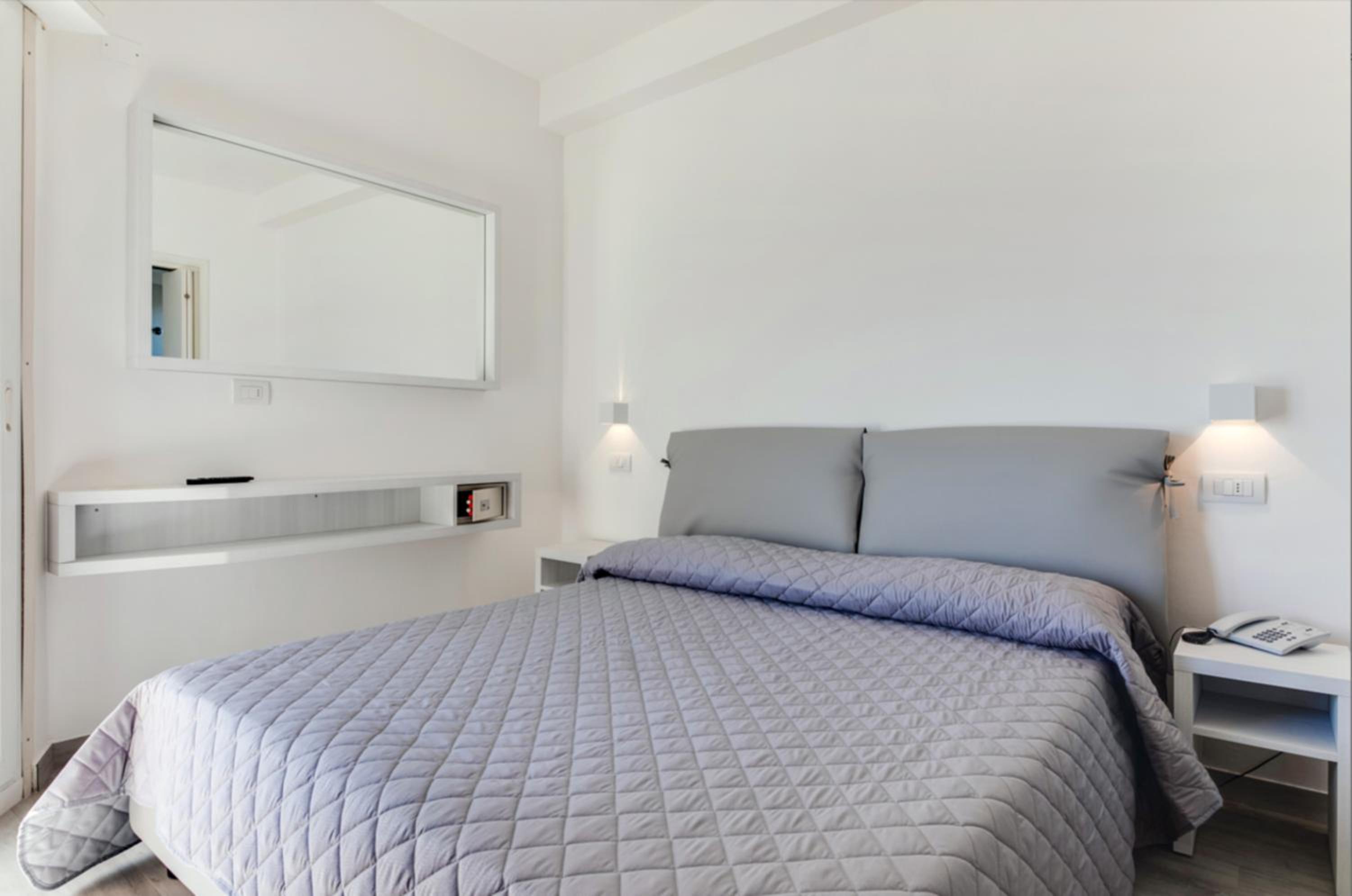 Marittimo Room with Side Sea View photo 2
