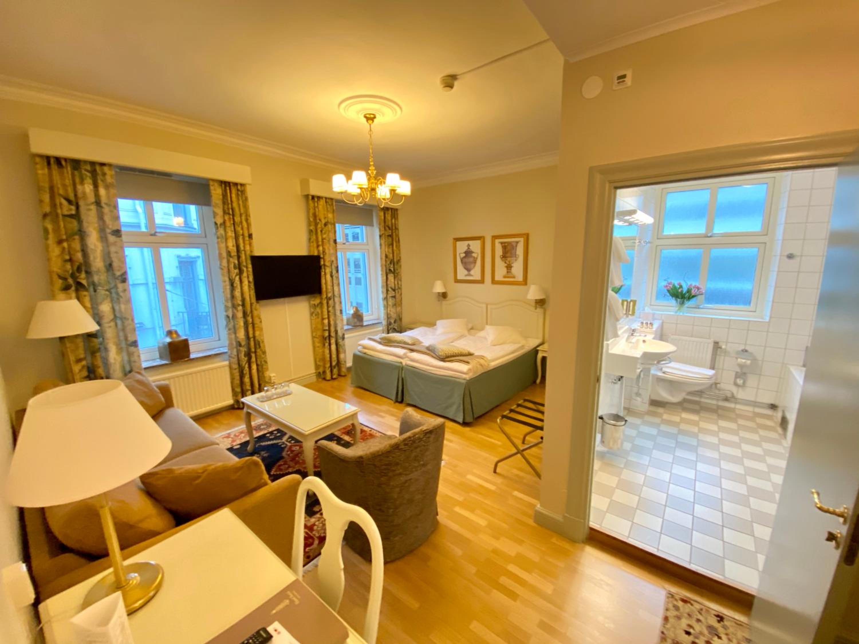 Superior Single Room photo 3