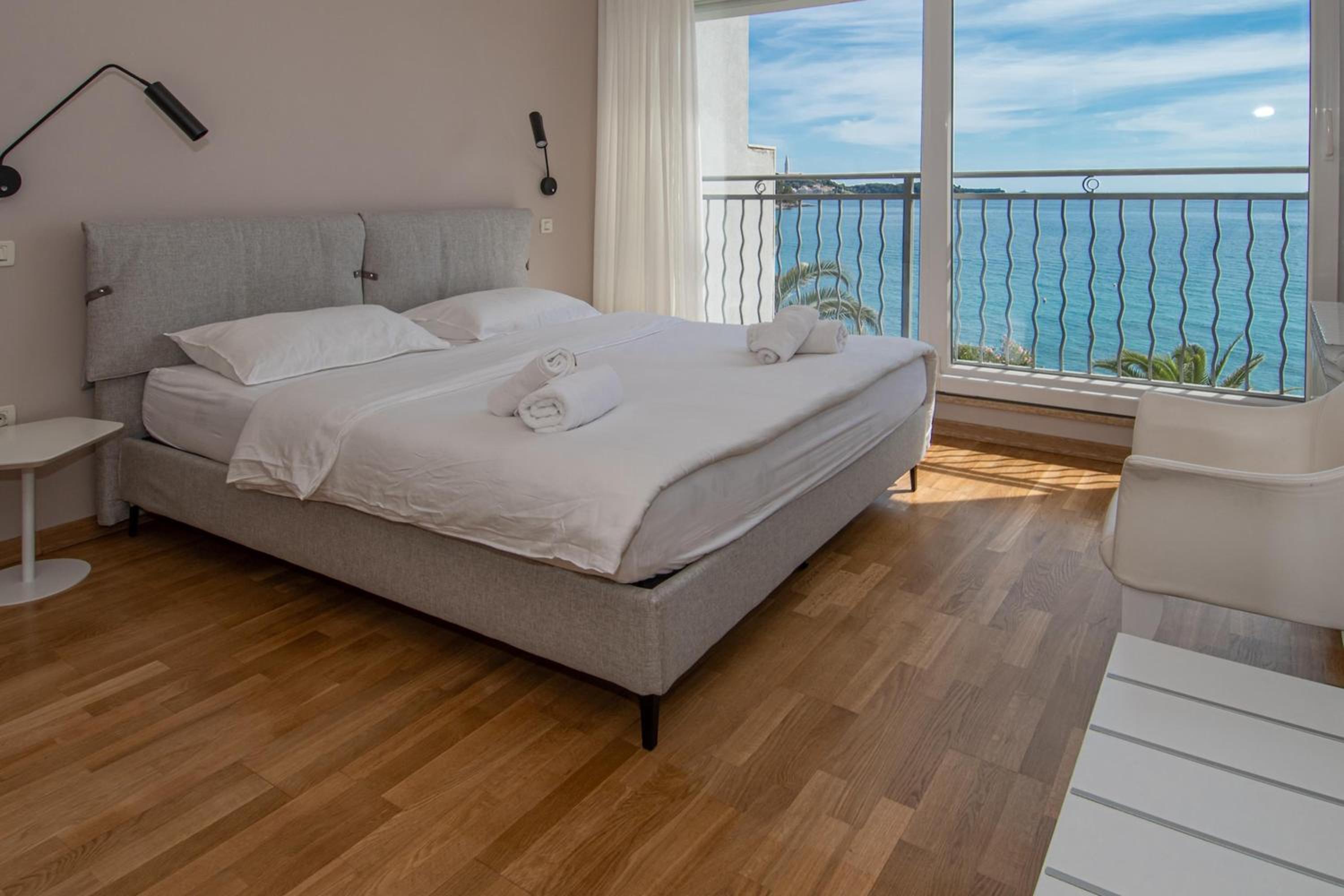 Double Room with Sea View photo 1