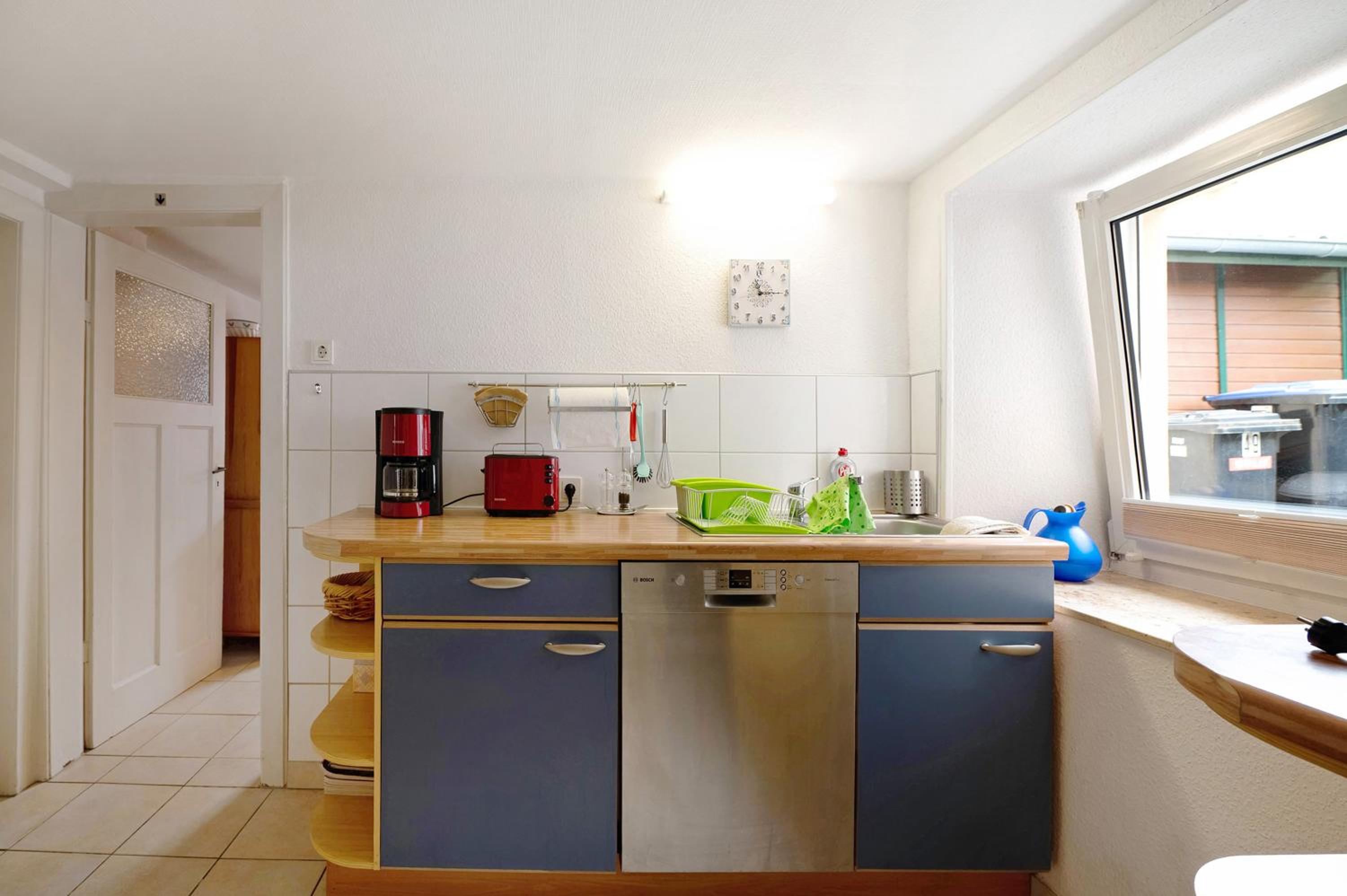 Two-Bedroom House photo 3