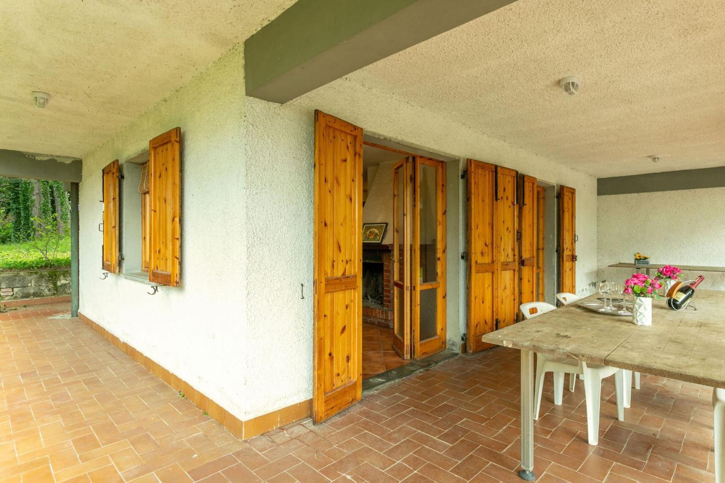 Villa photo 2