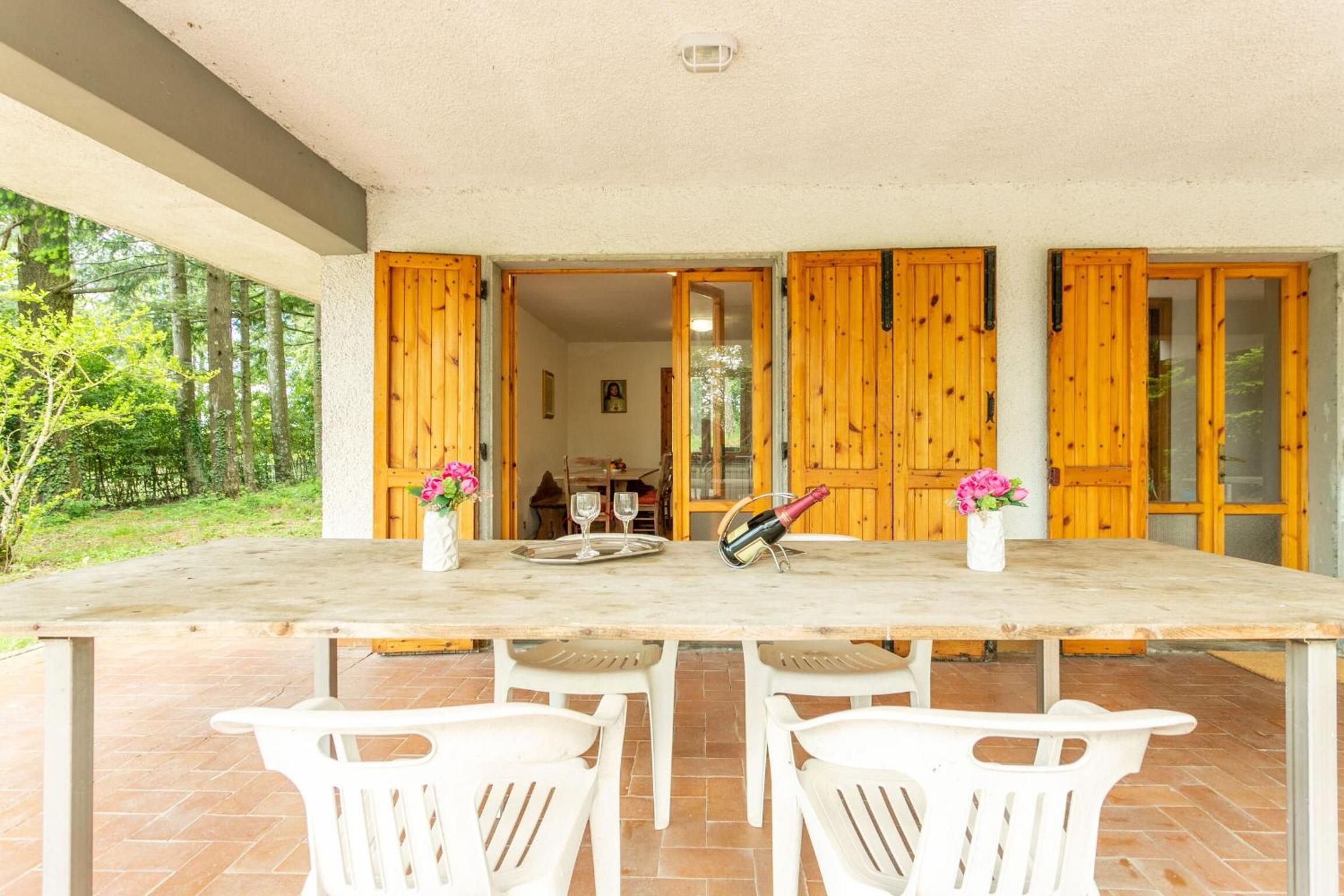 Villa photo 3