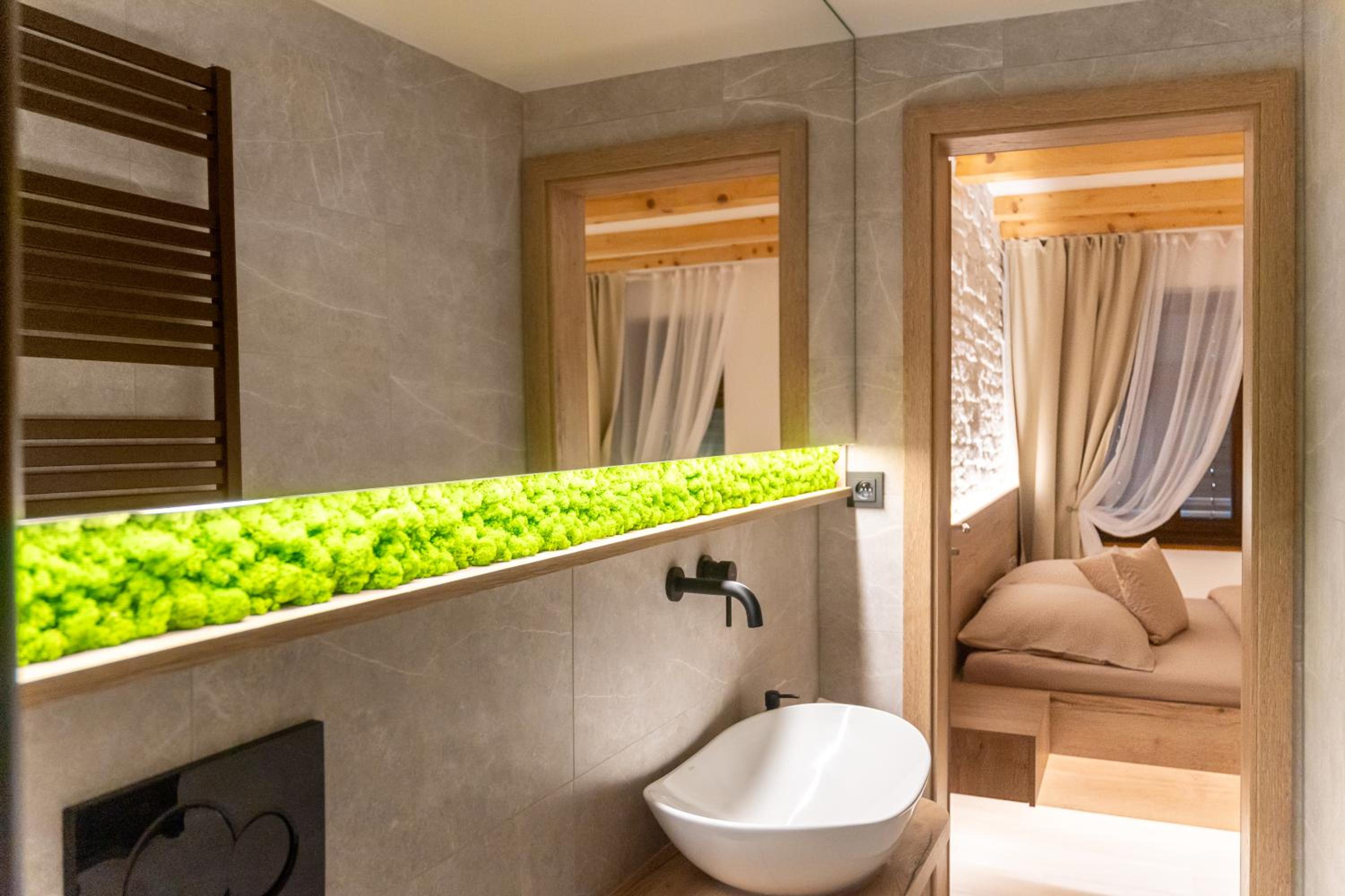 Double Room with Private Bathroom photo 2