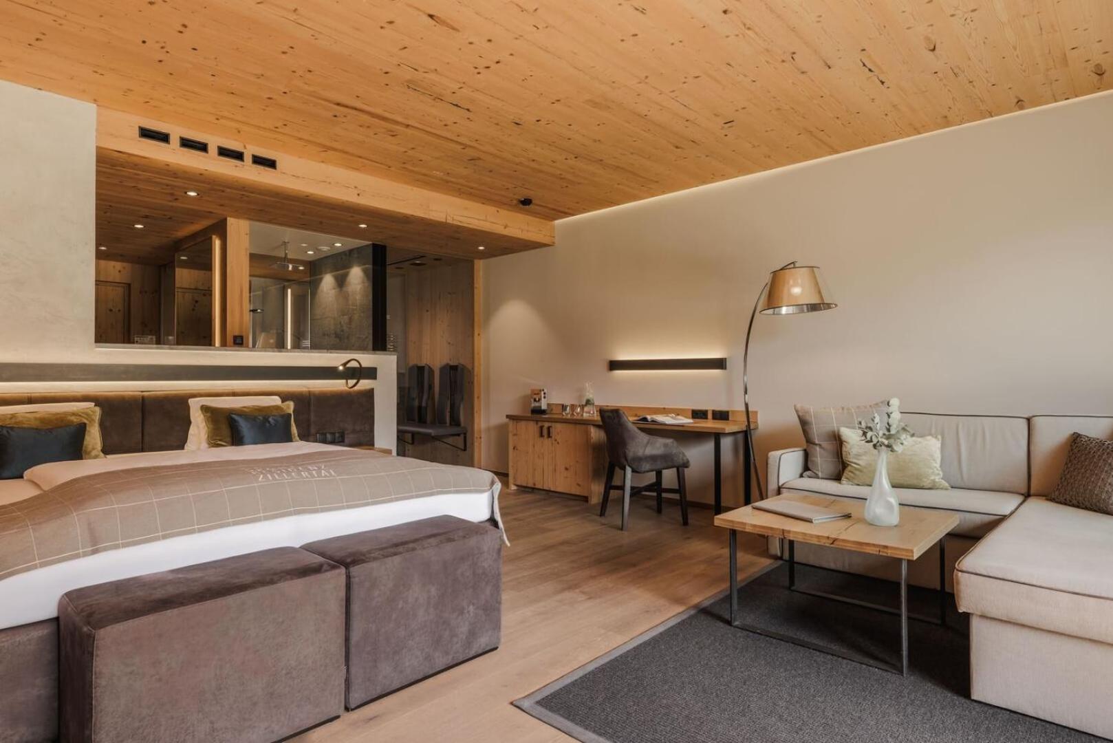 Deluxe Double Room with Terrace