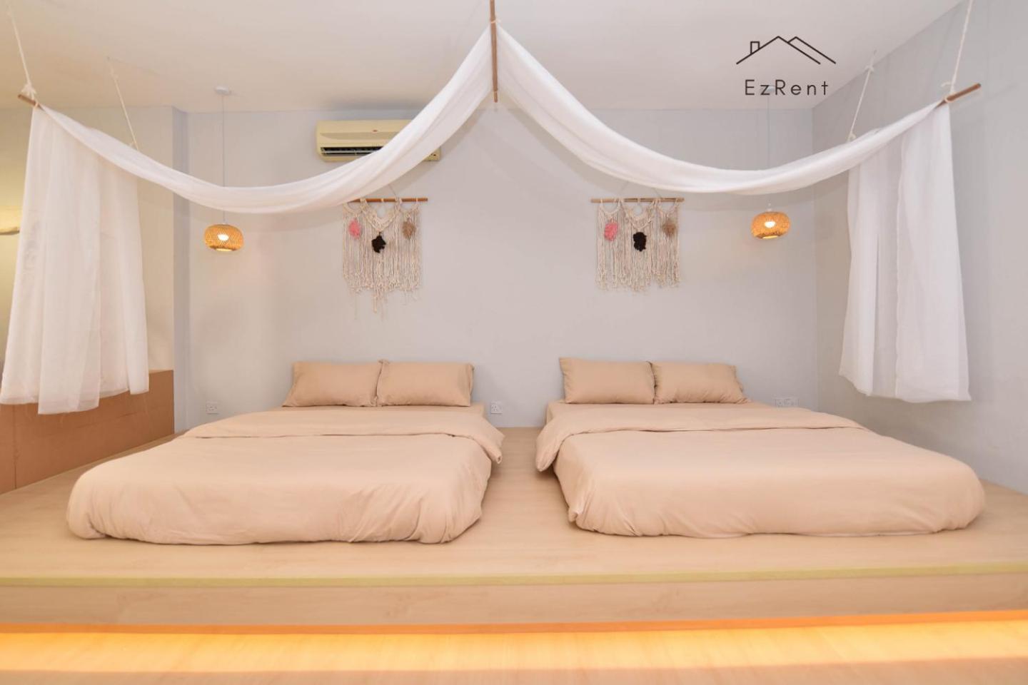 Double Room with Extra Bed photo 2