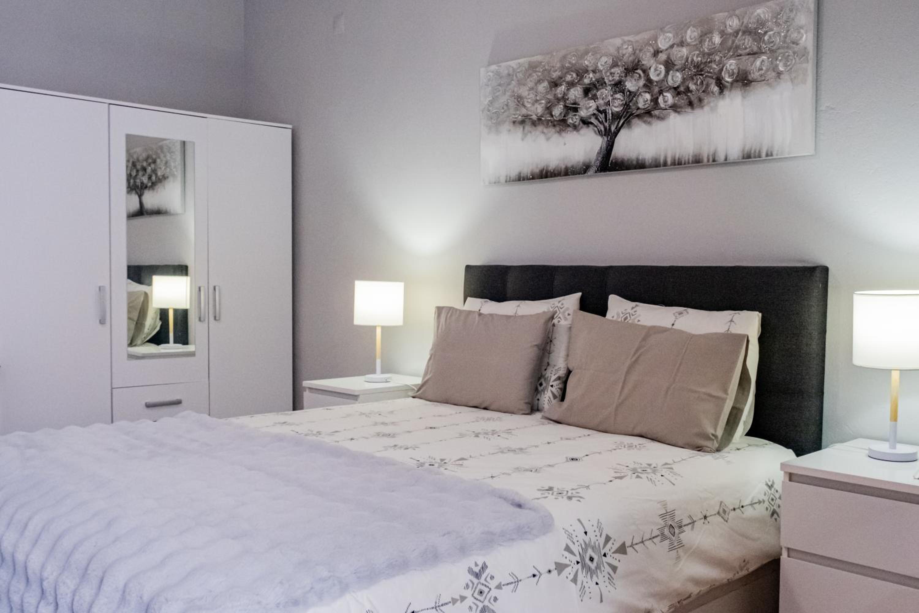 Double Room with Private External Bathroom photo 3