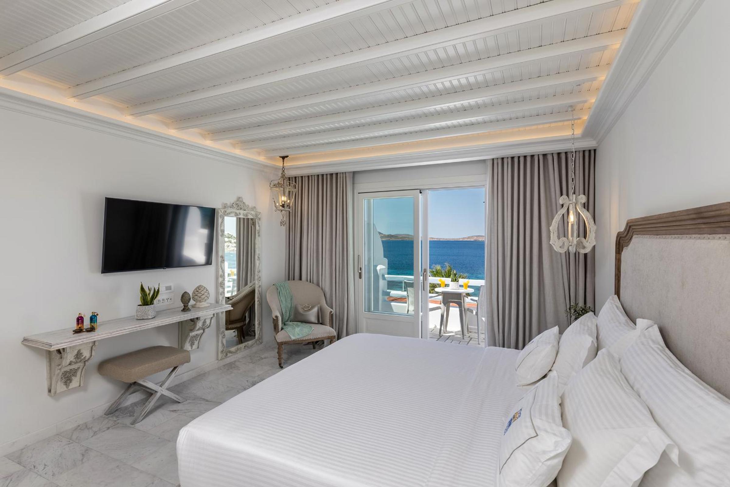 Signature Aegean Room with Sea View - Photo 12