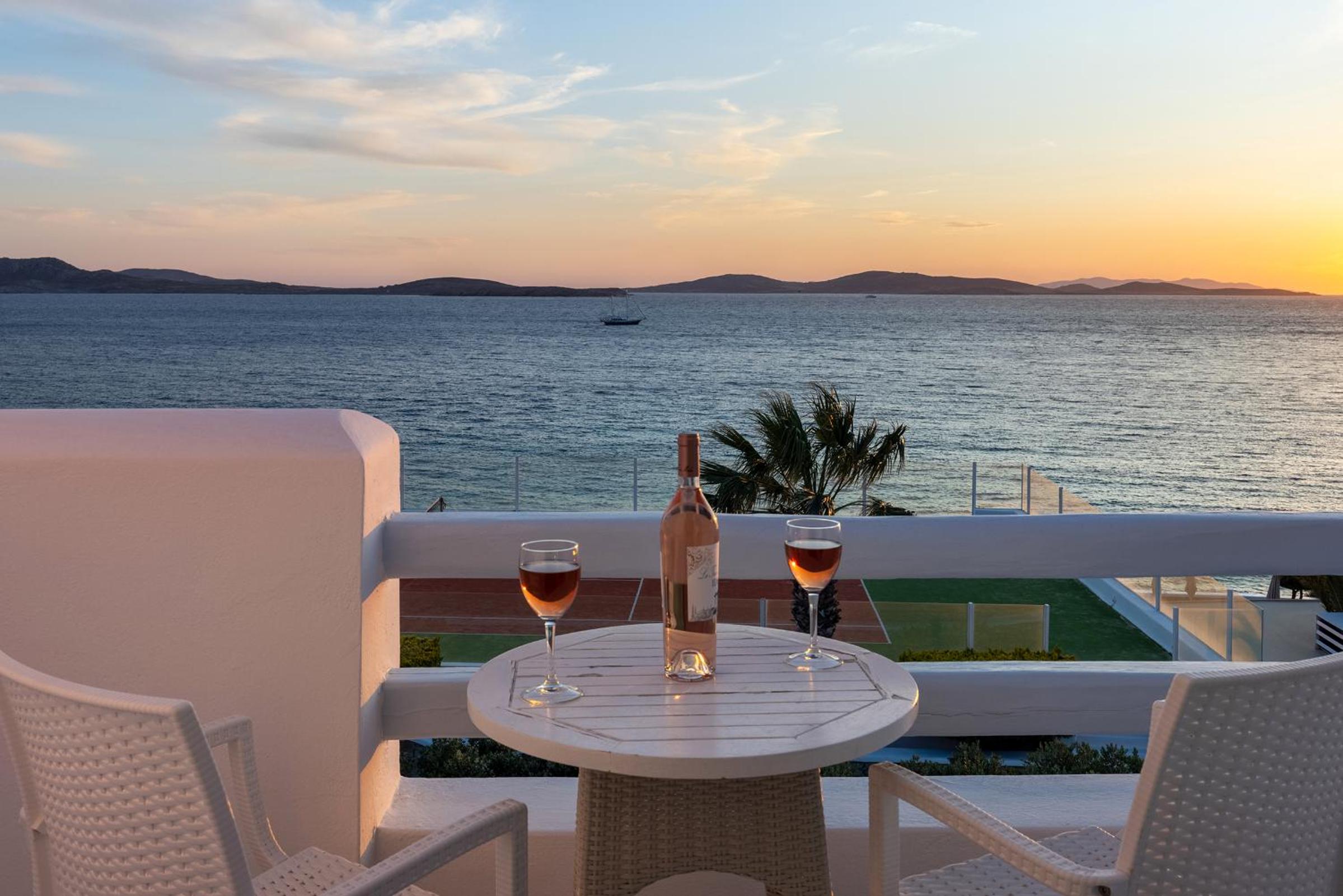 Signature Aegean Room with Outdoor Jetted Tub and Sea View - Photo 9