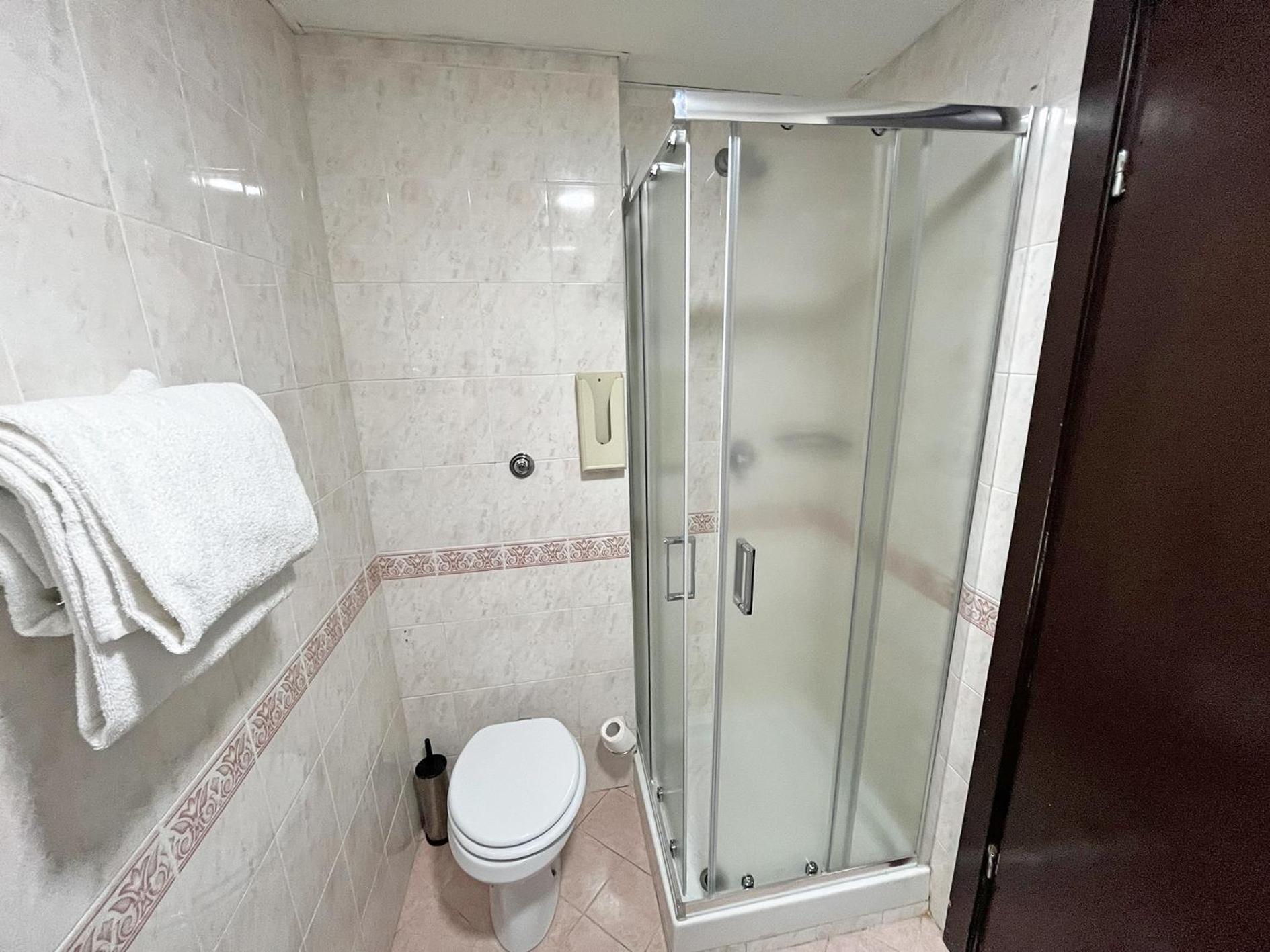 Double Room - Photo 31